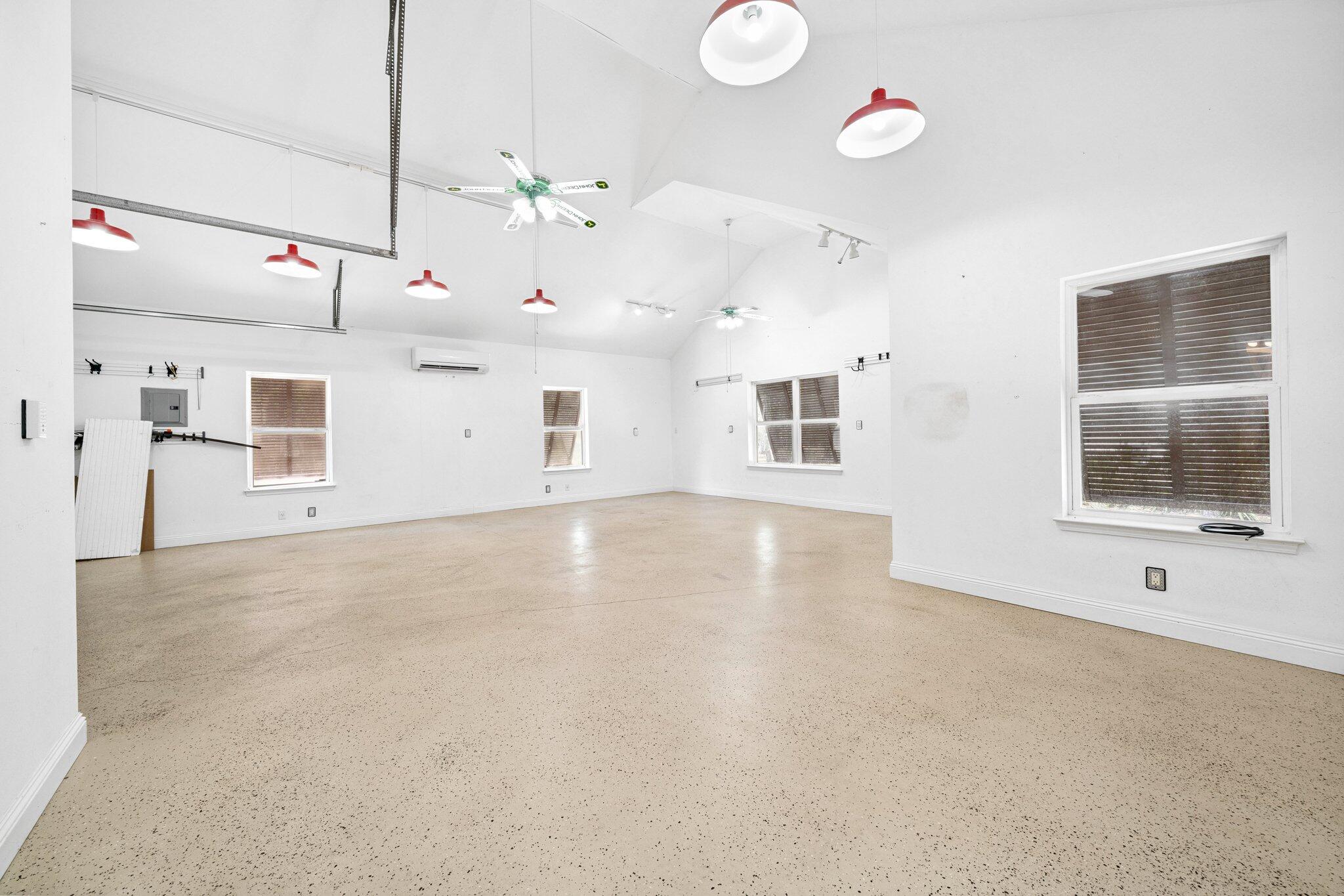 Whispering Oaks S/D - Residential