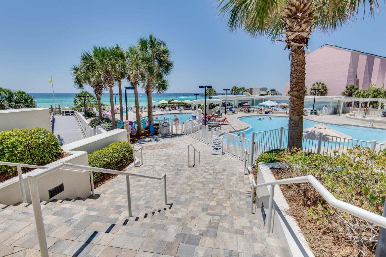 TIDES AT TOPS'L - Residential