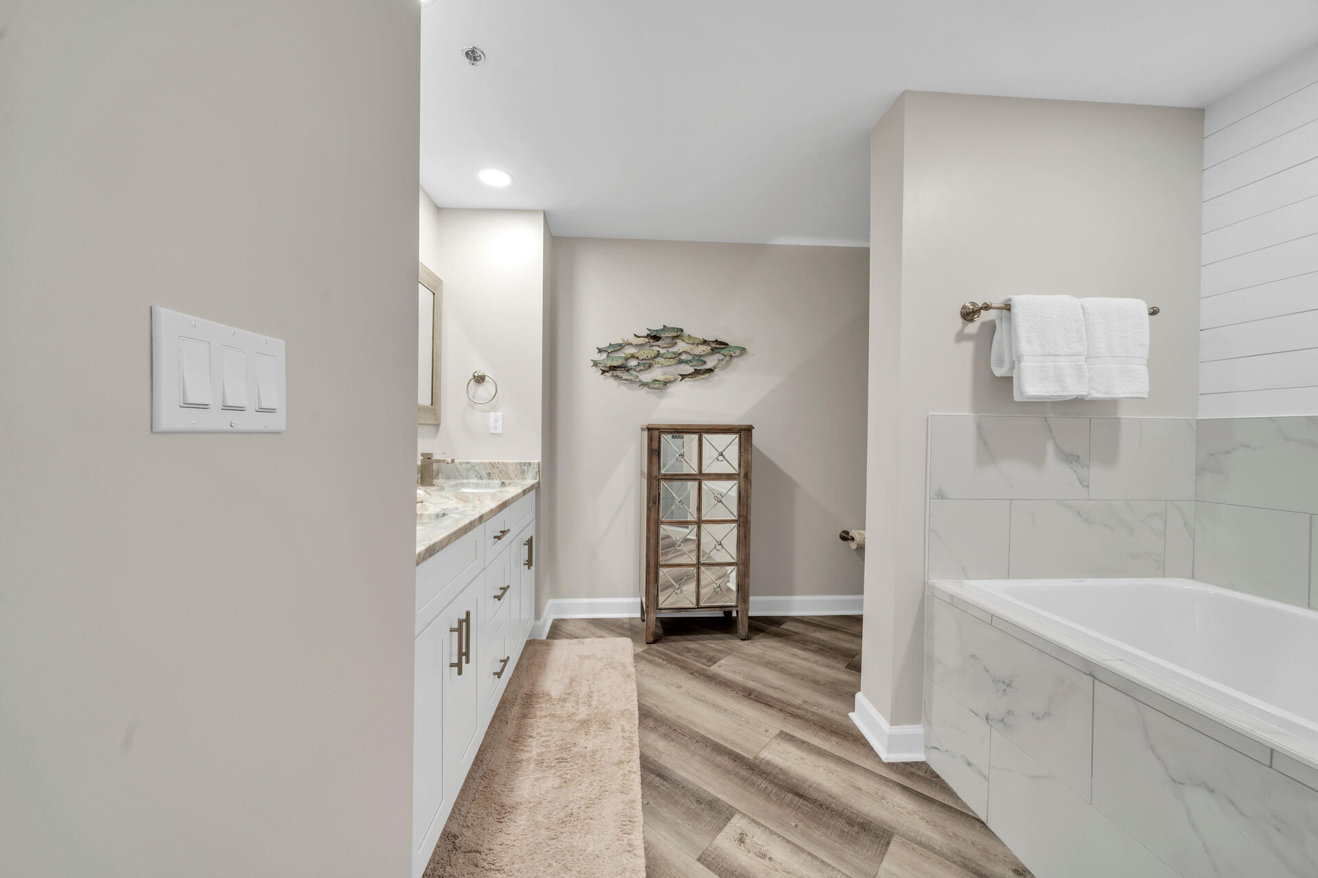 TIDES AT TOPS'L - Residential