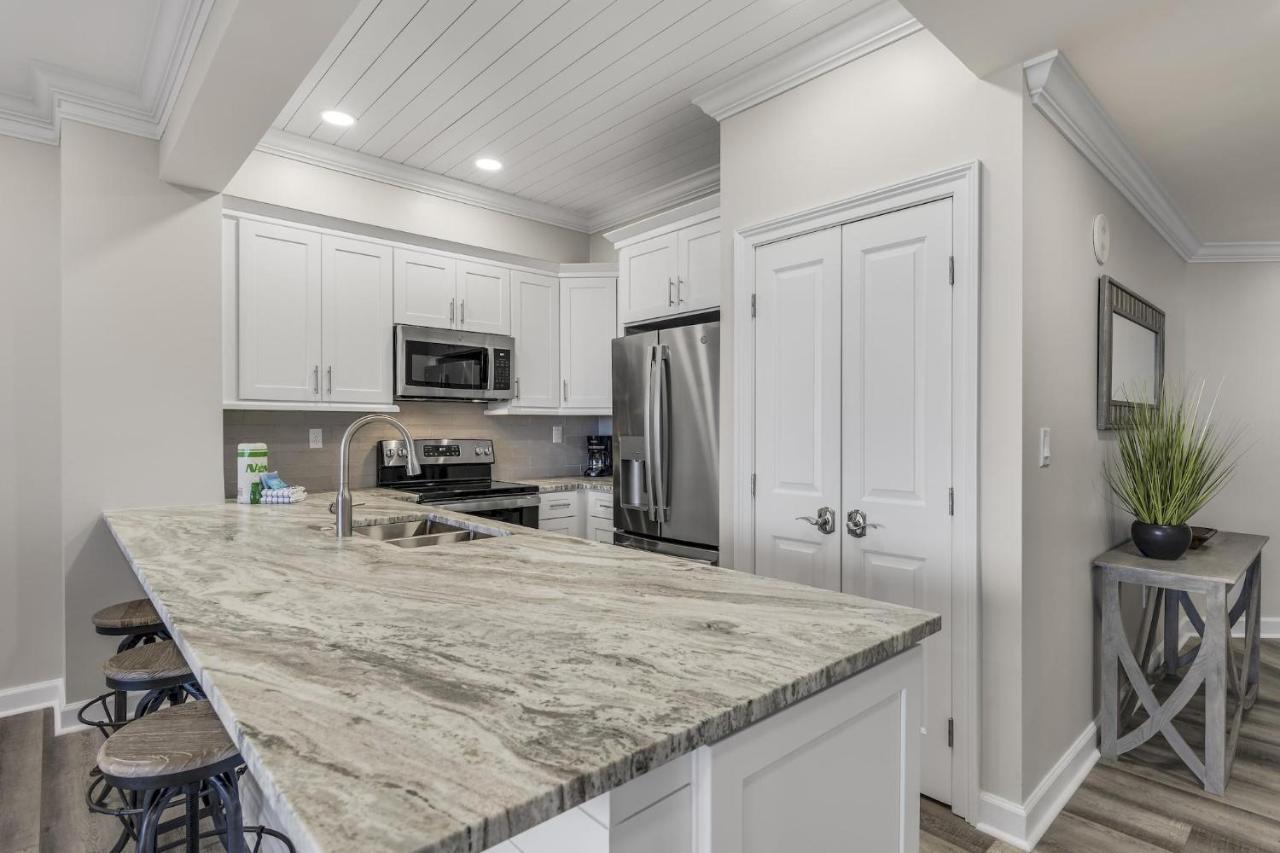 TIDES AT TOPS'L - Residential