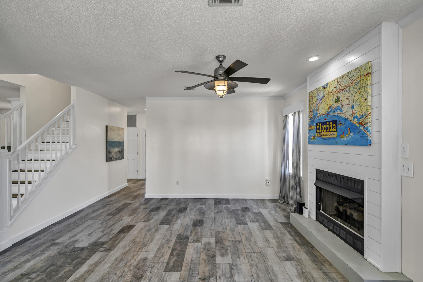 SEA DUNES - Residential