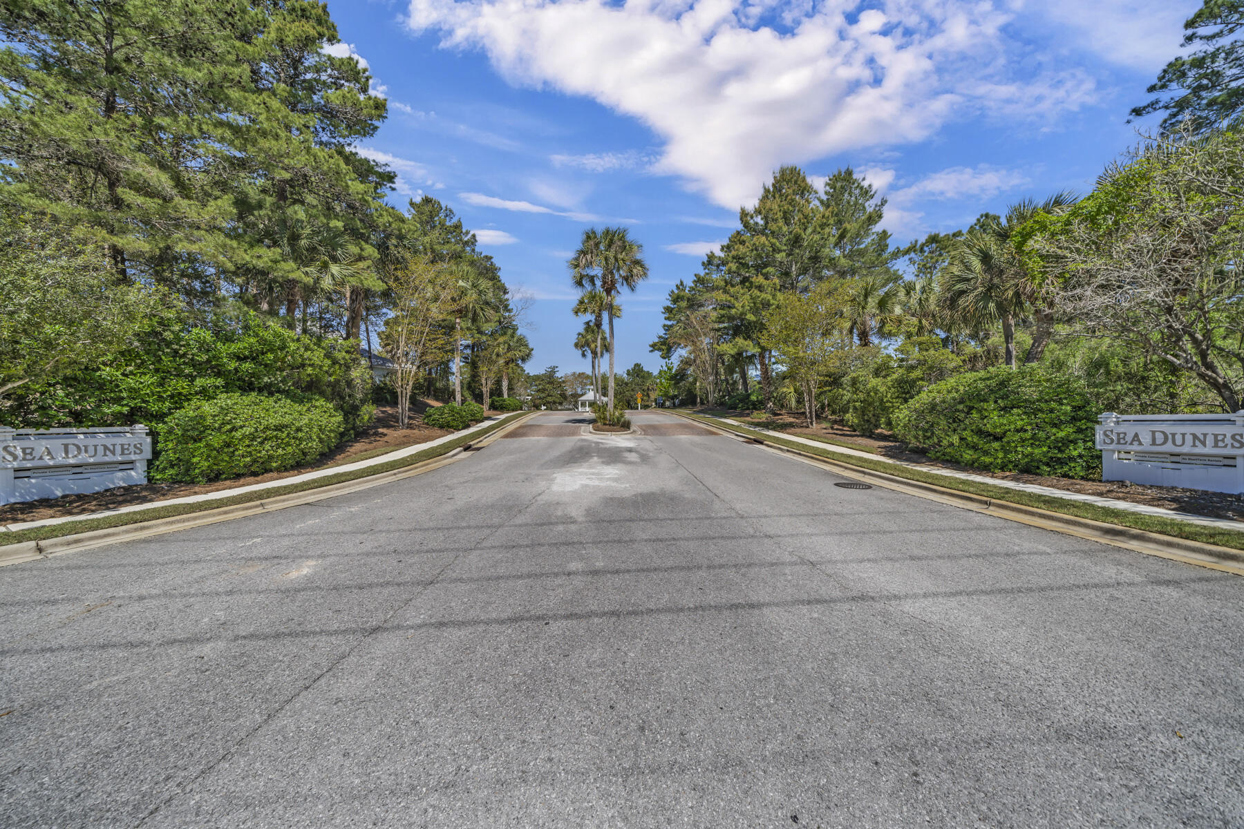 SEA DUNES - Residential