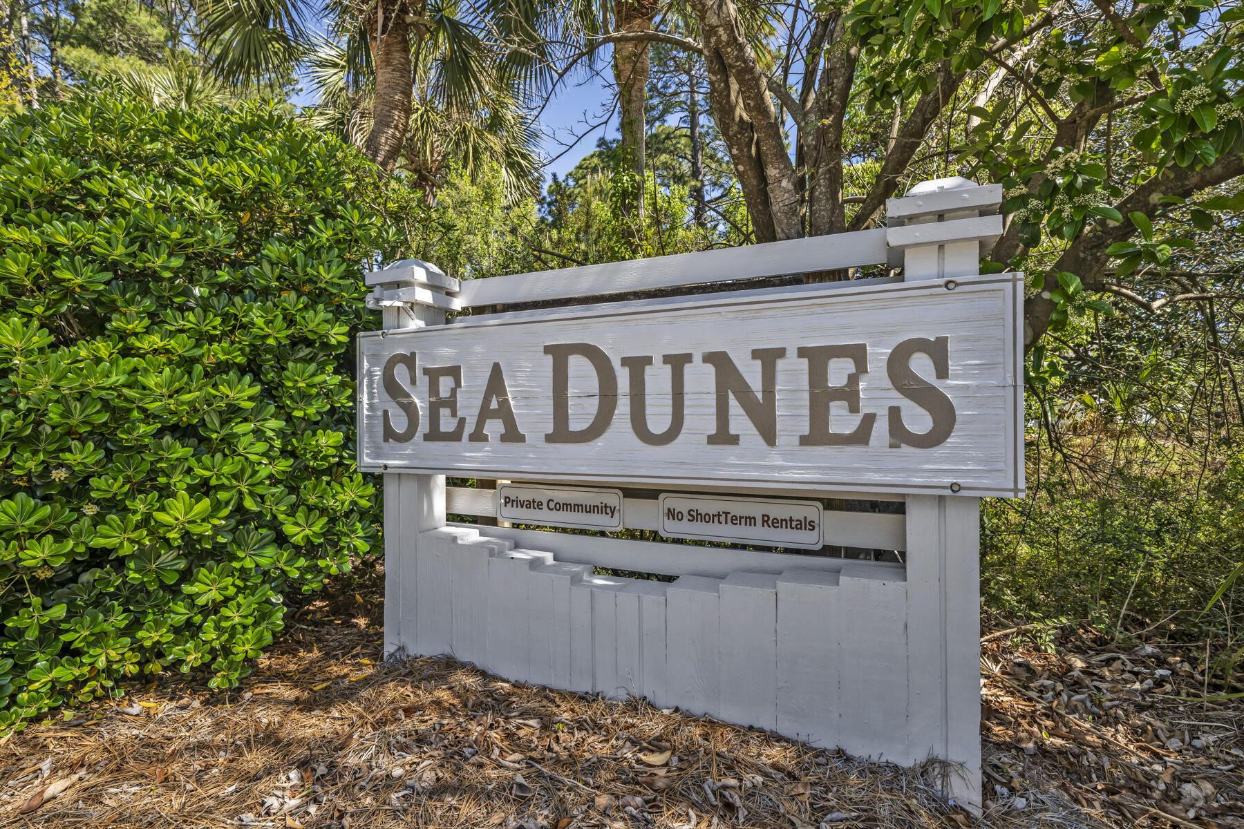 SEA DUNES - Residential