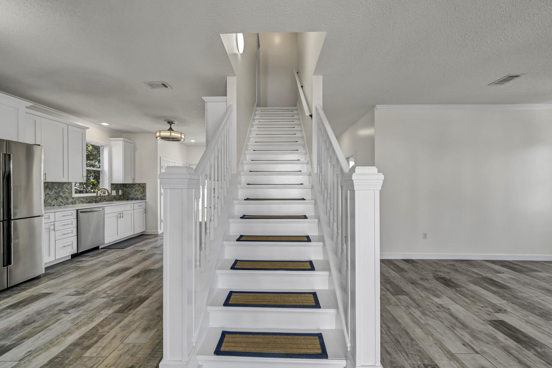 SEA DUNES - Residential