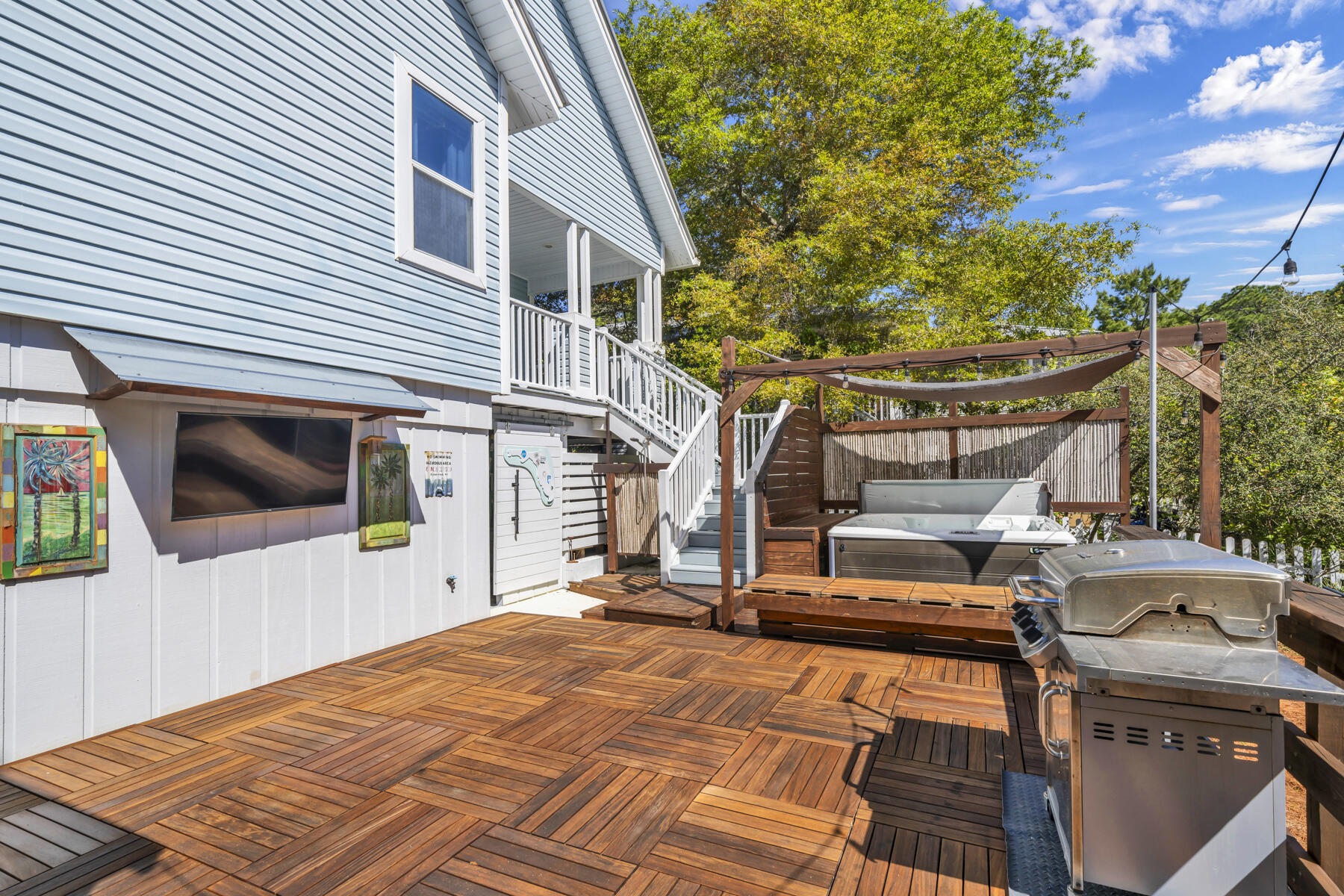 SEA DUNES - Residential