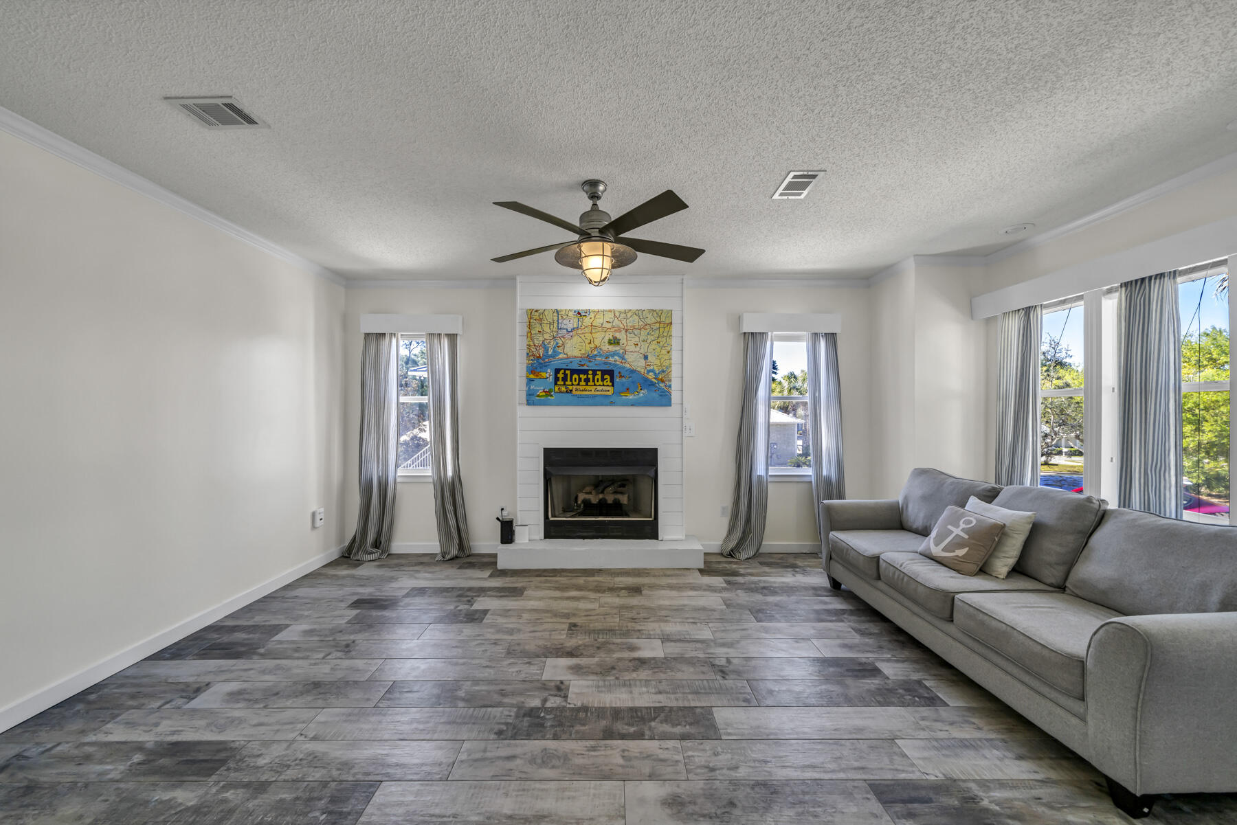 SEA DUNES - Residential