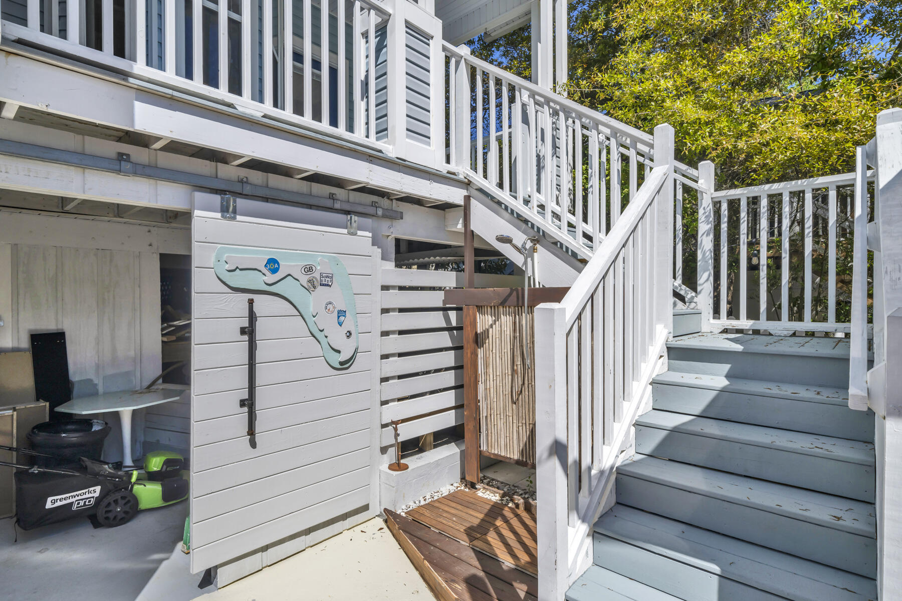 SEA DUNES - Residential