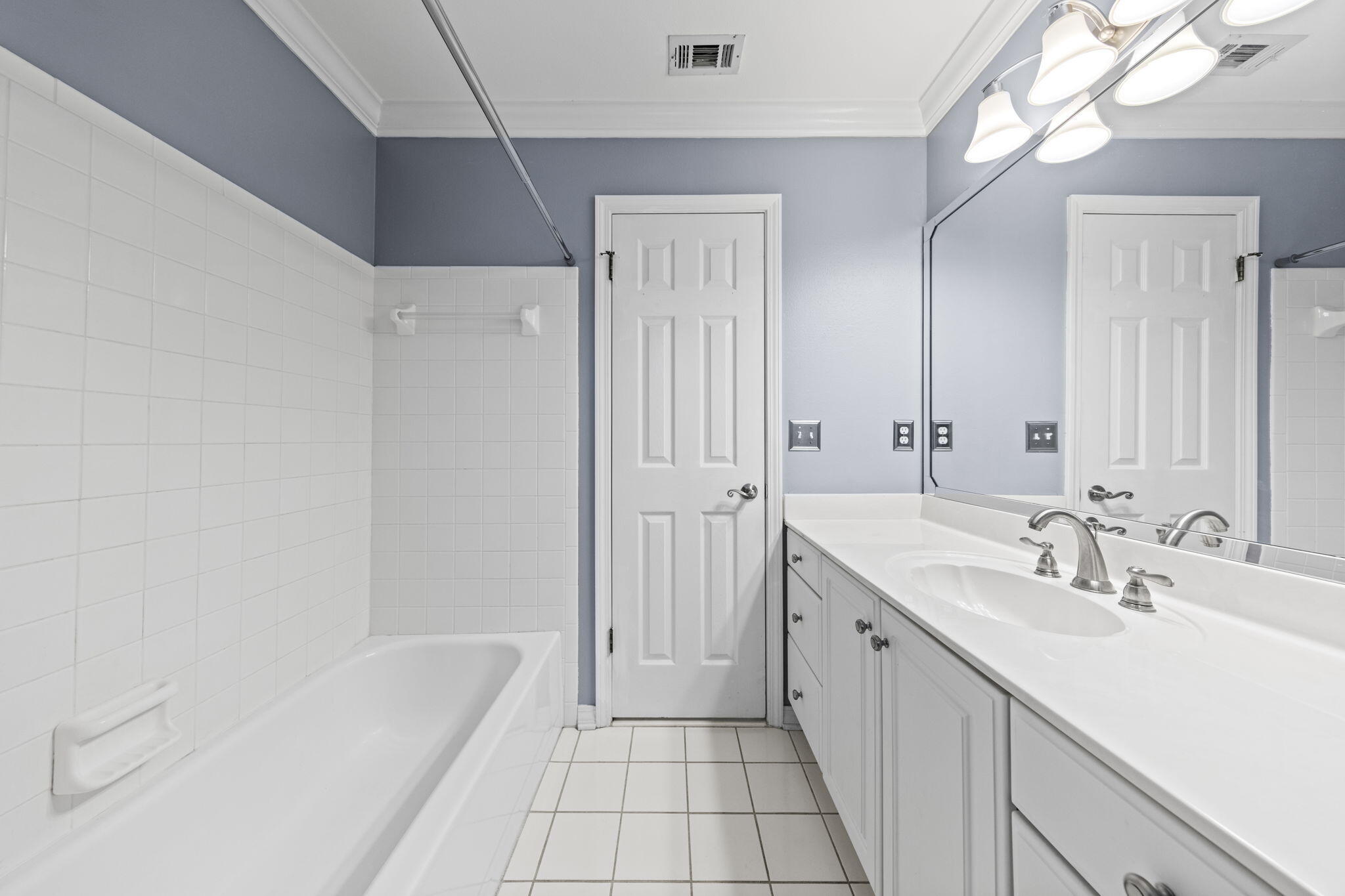 PARKWOOD ESTATES PH 1 BLUEWATER BAY - Residential Lease