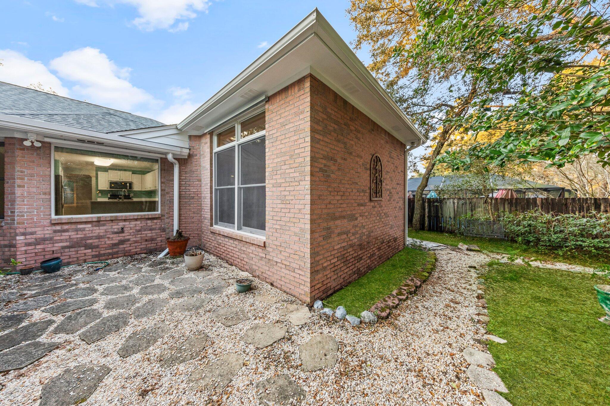 PARKWOOD ESTATES PH 1 BLUEWATER BAY - Residential Lease