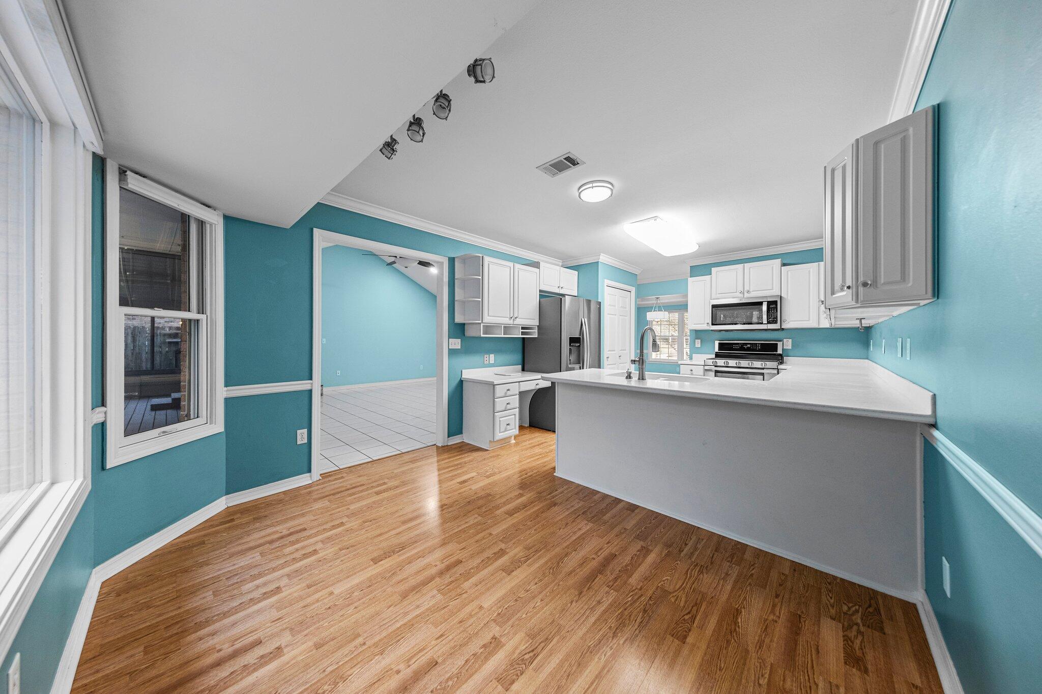 PARKWOOD ESTATES PH 1 BLUEWATER BAY - Residential Lease