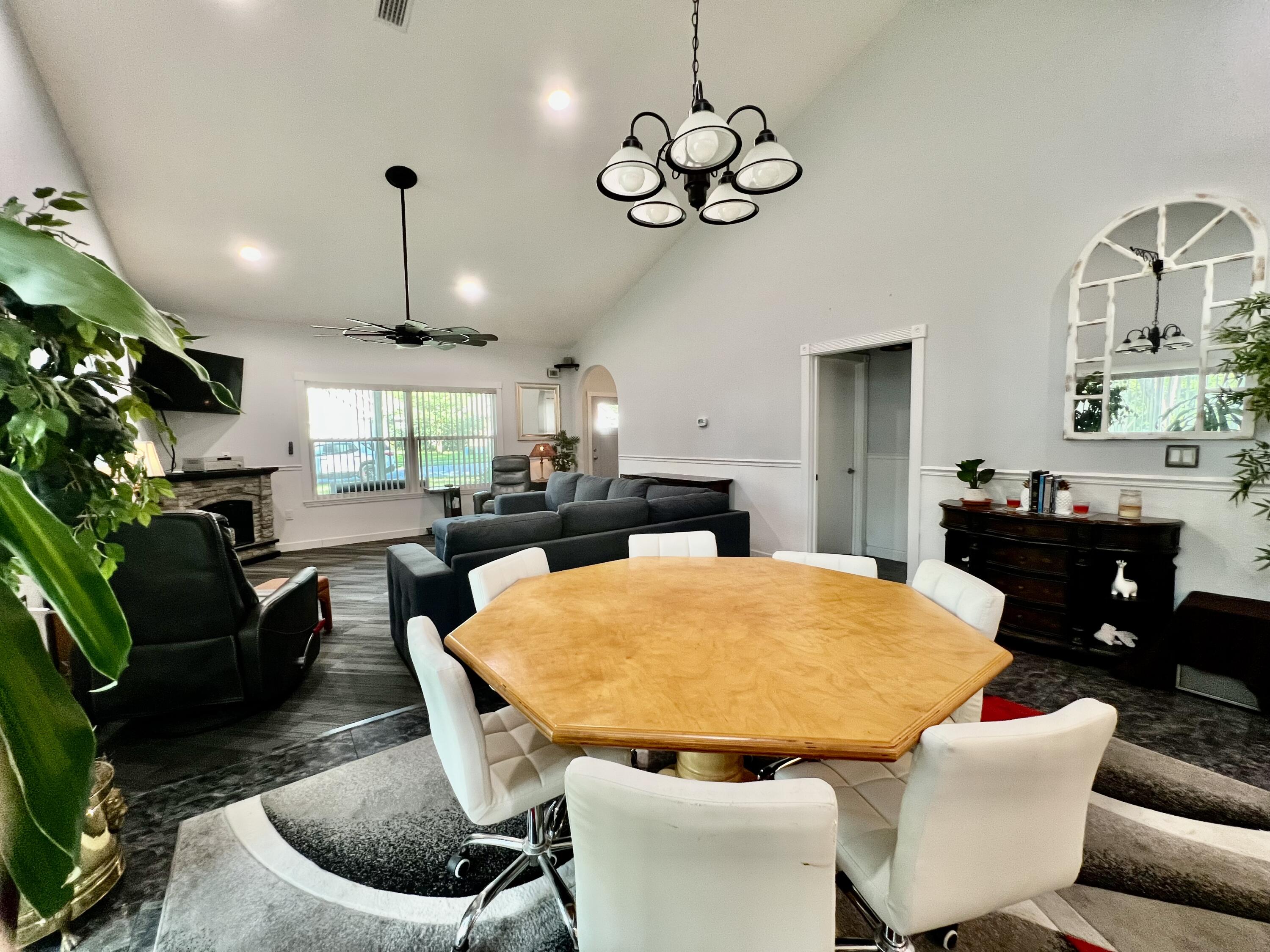 LAGRANGE LANDING - Residential