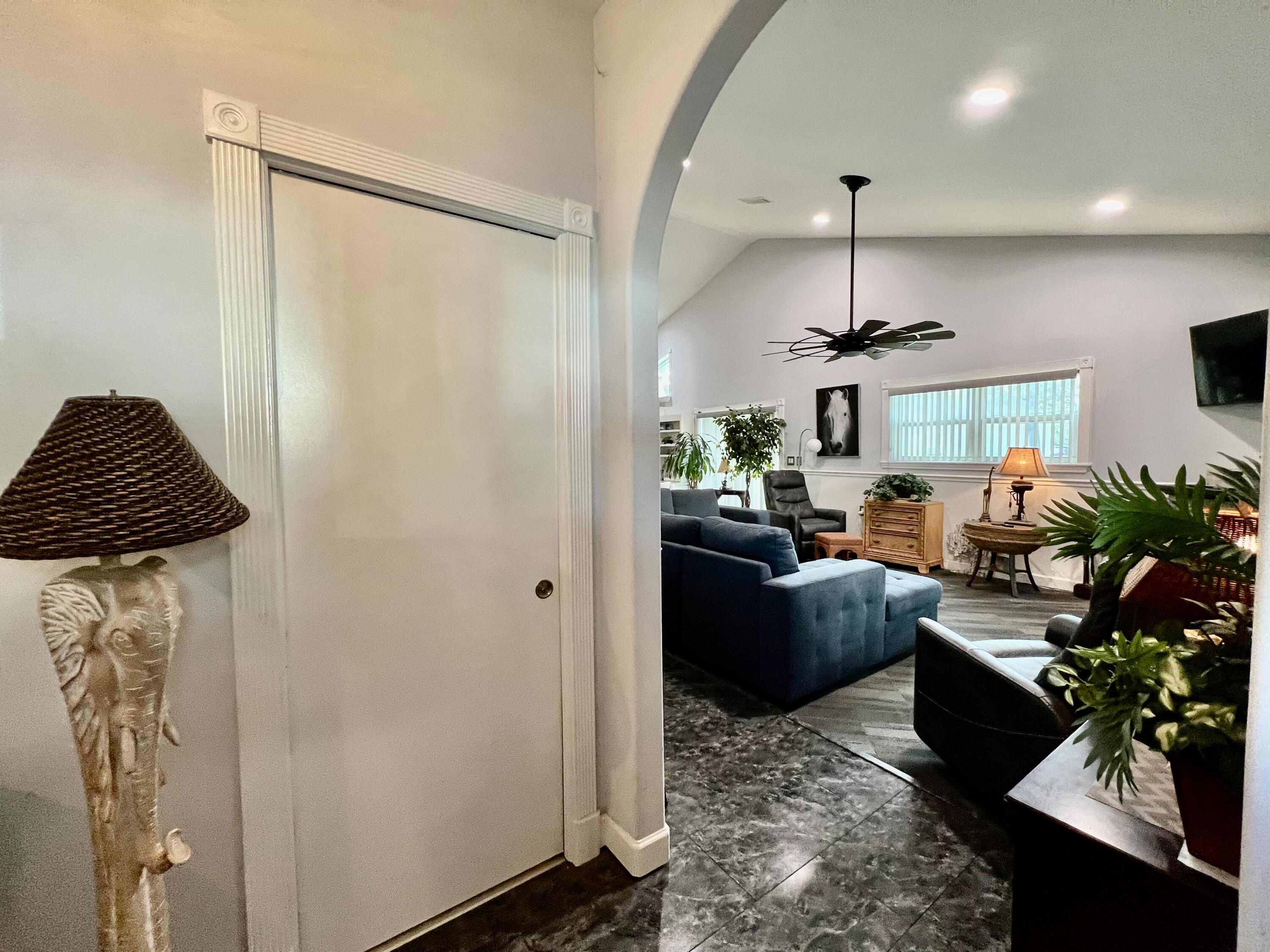LAGRANGE LANDING - Residential