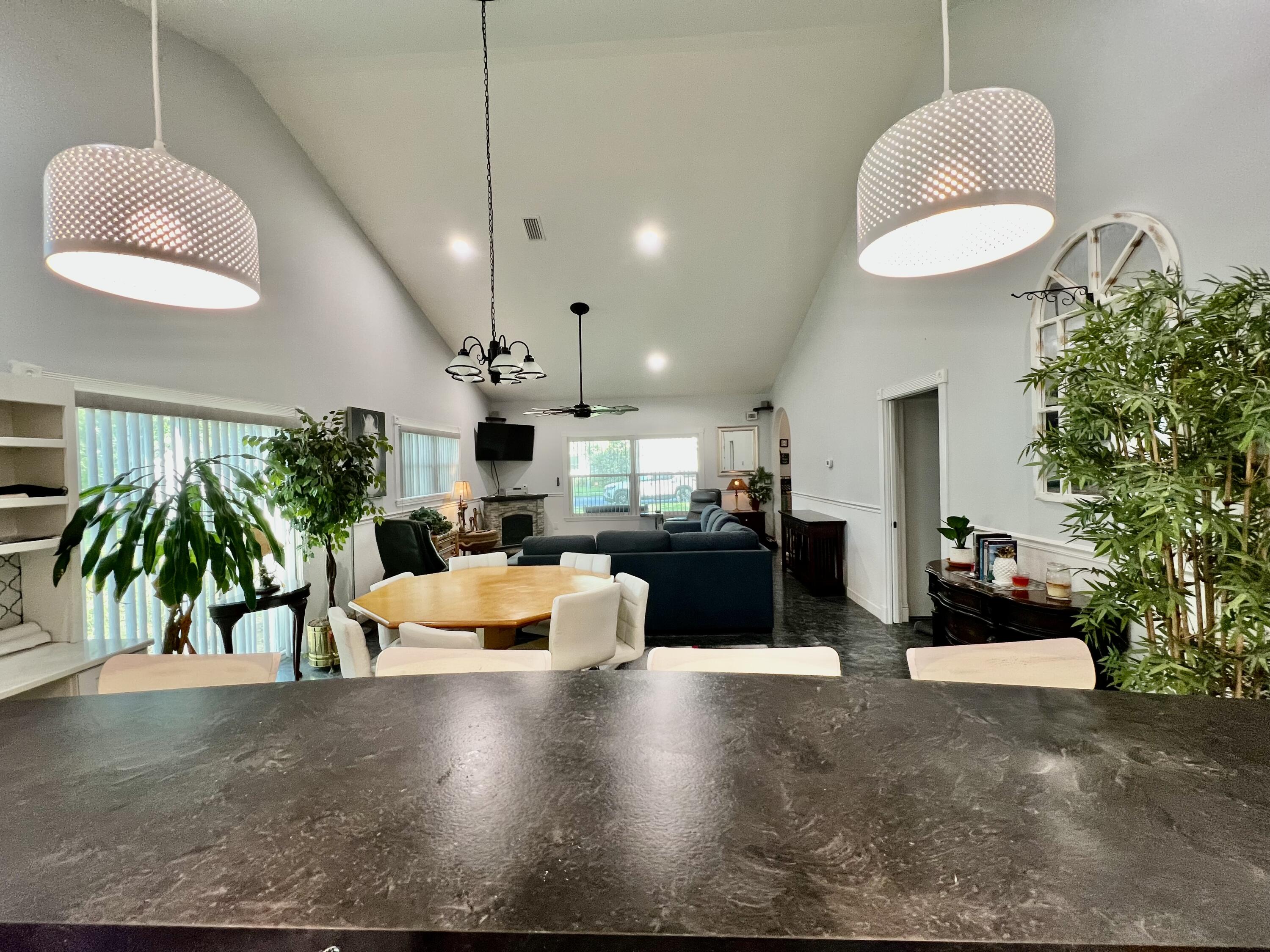 LAGRANGE LANDING - Residential