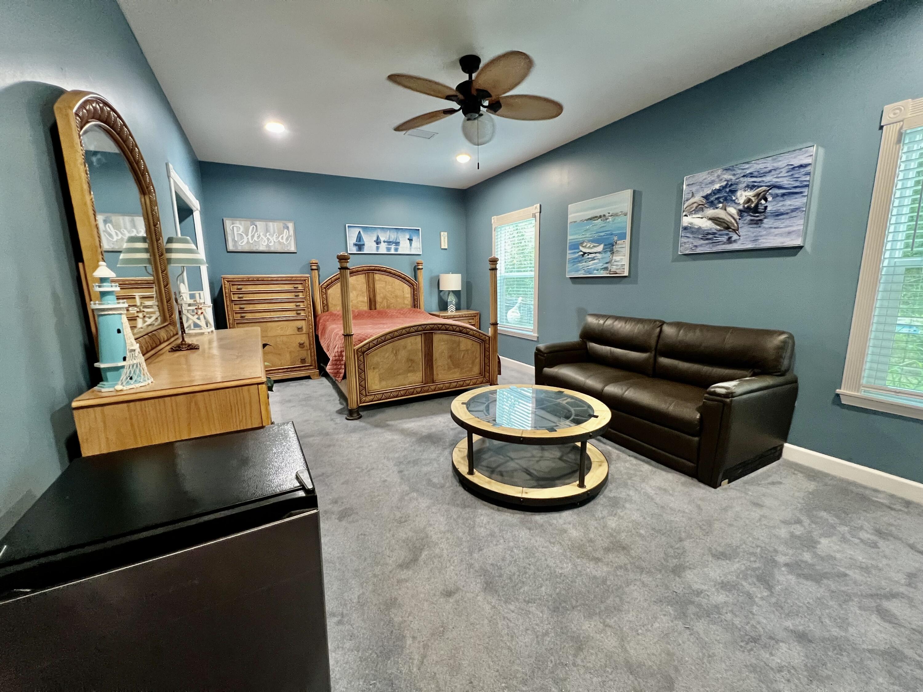 LAGRANGE LANDING - Residential