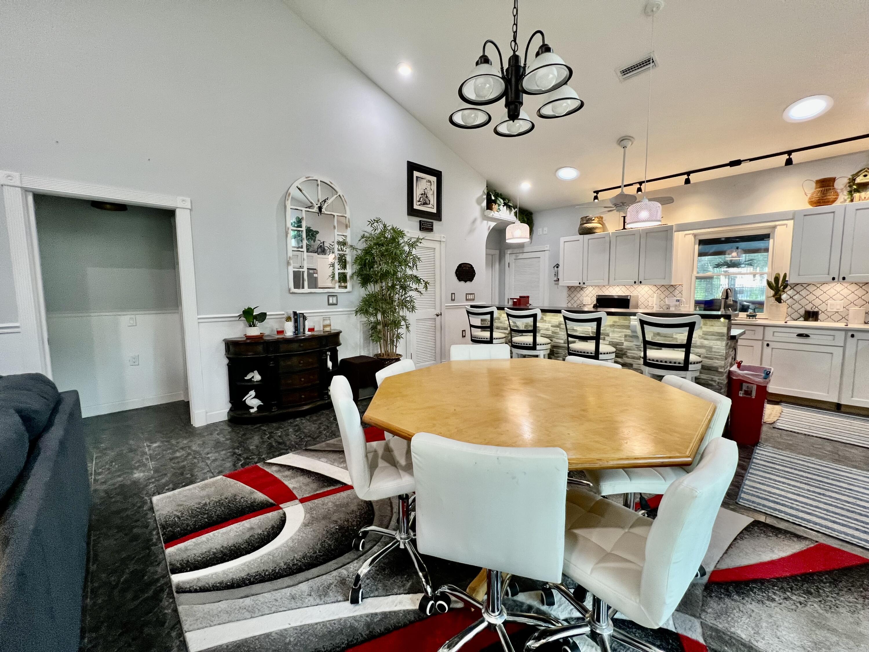 LAGRANGE LANDING - Residential