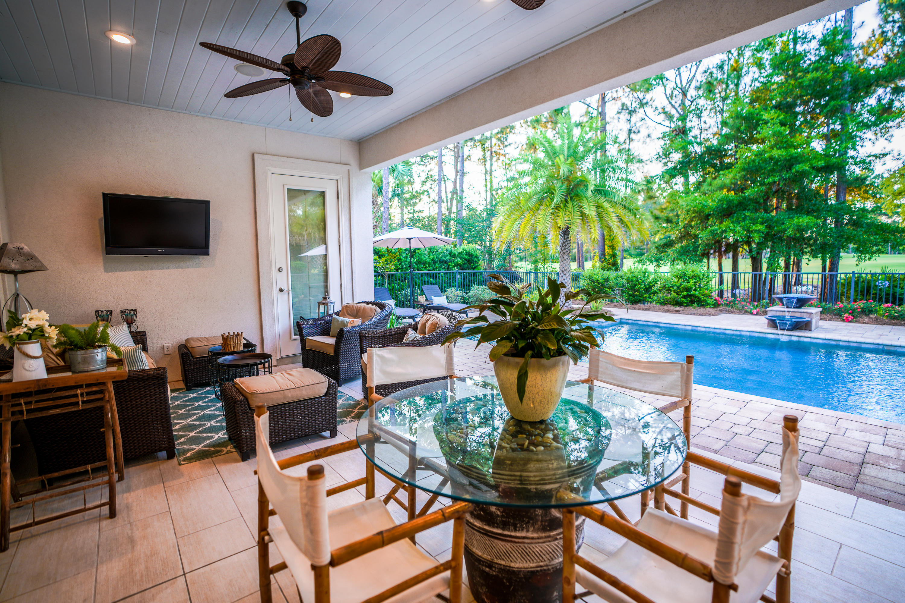 BAYTOWNE AVENUE - Residential