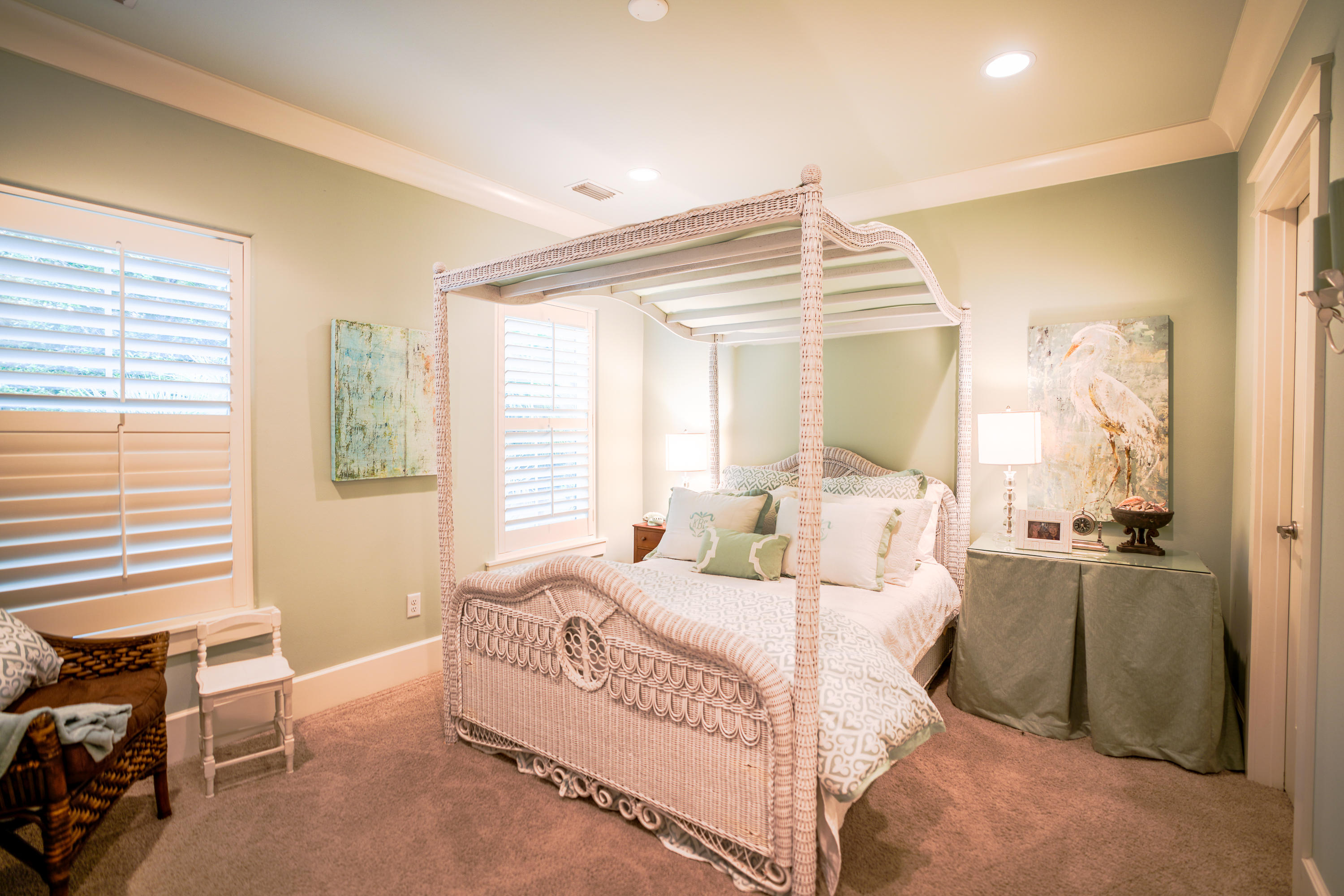 BAYTOWNE AVENUE - Residential