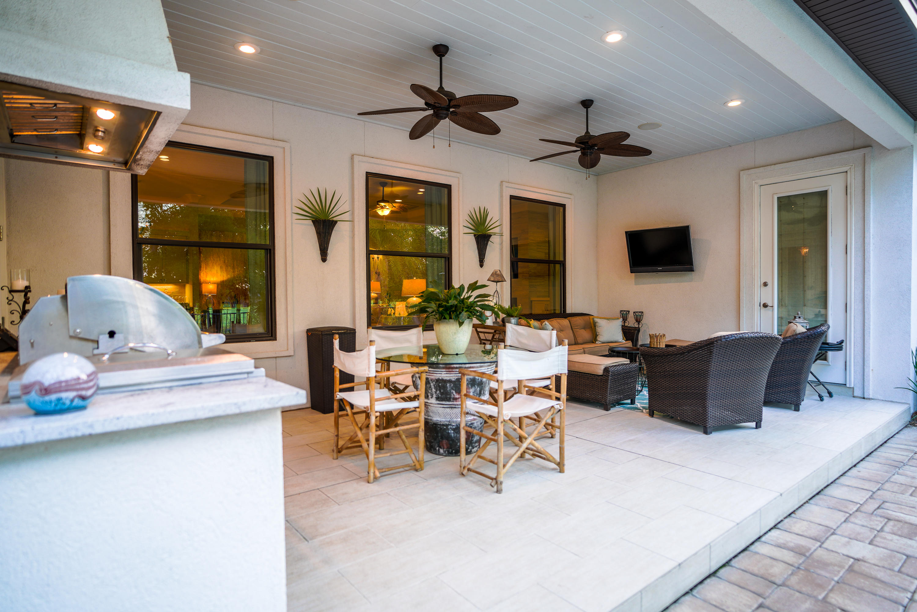 BAYTOWNE AVENUE - Residential