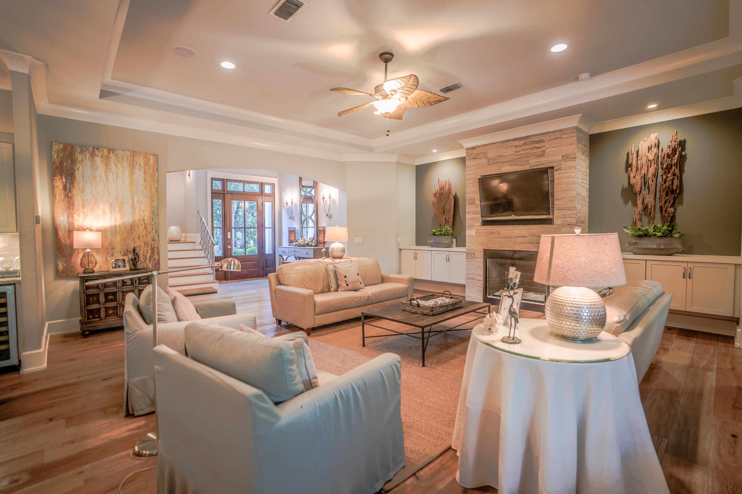 BAYTOWNE AVENUE - Residential