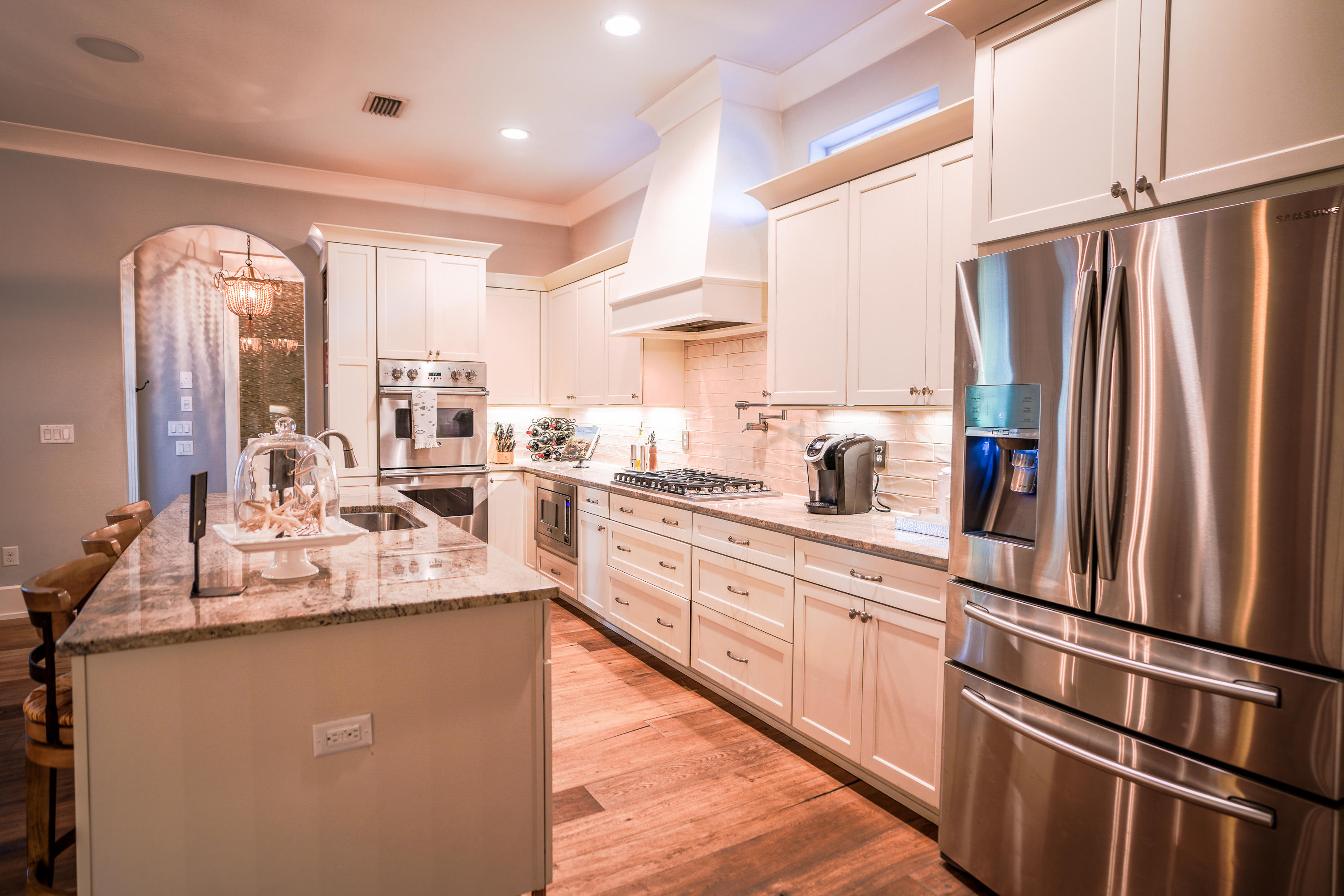 BAYTOWNE AVENUE - Residential