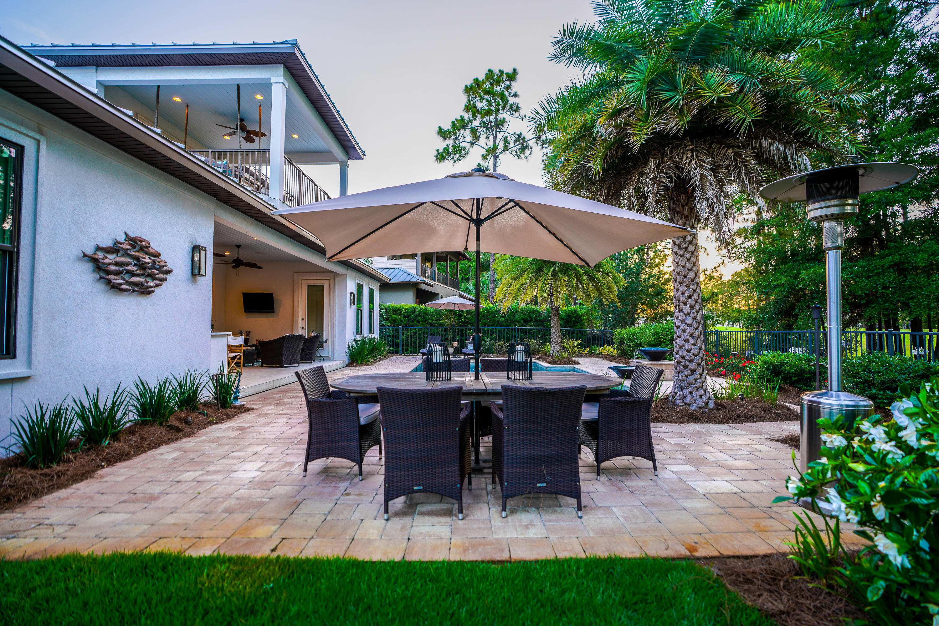 BAYTOWNE AVENUE - Residential