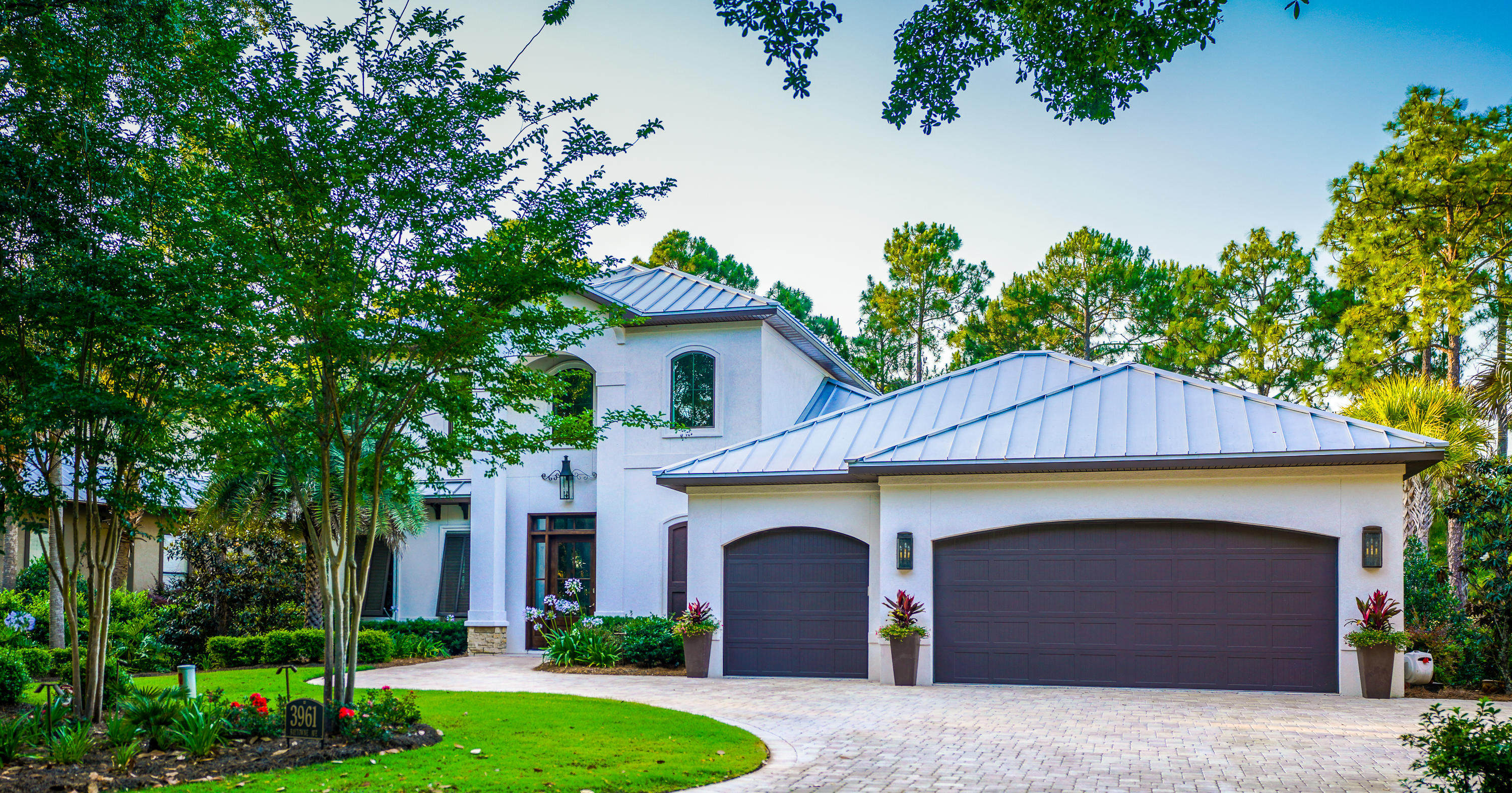 BAYTOWNE AVENUE - Residential