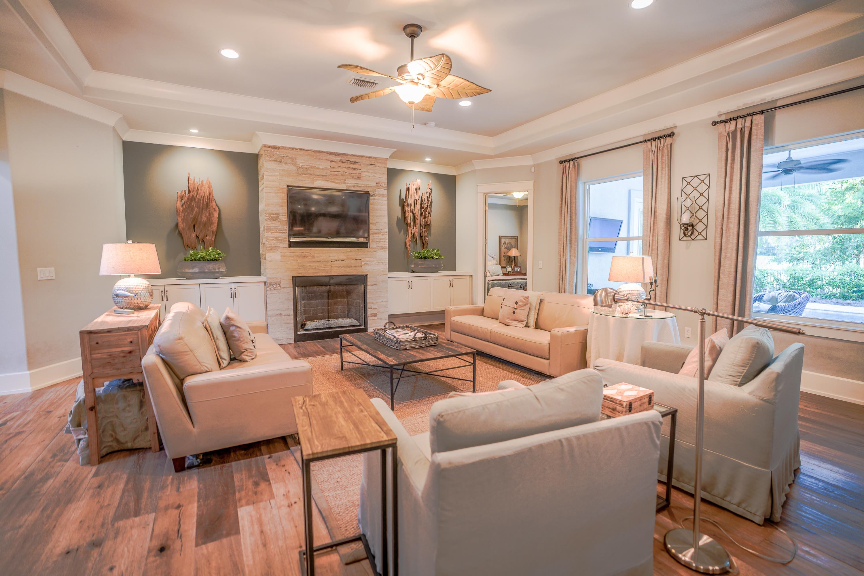 BAYTOWNE AVENUE - Residential