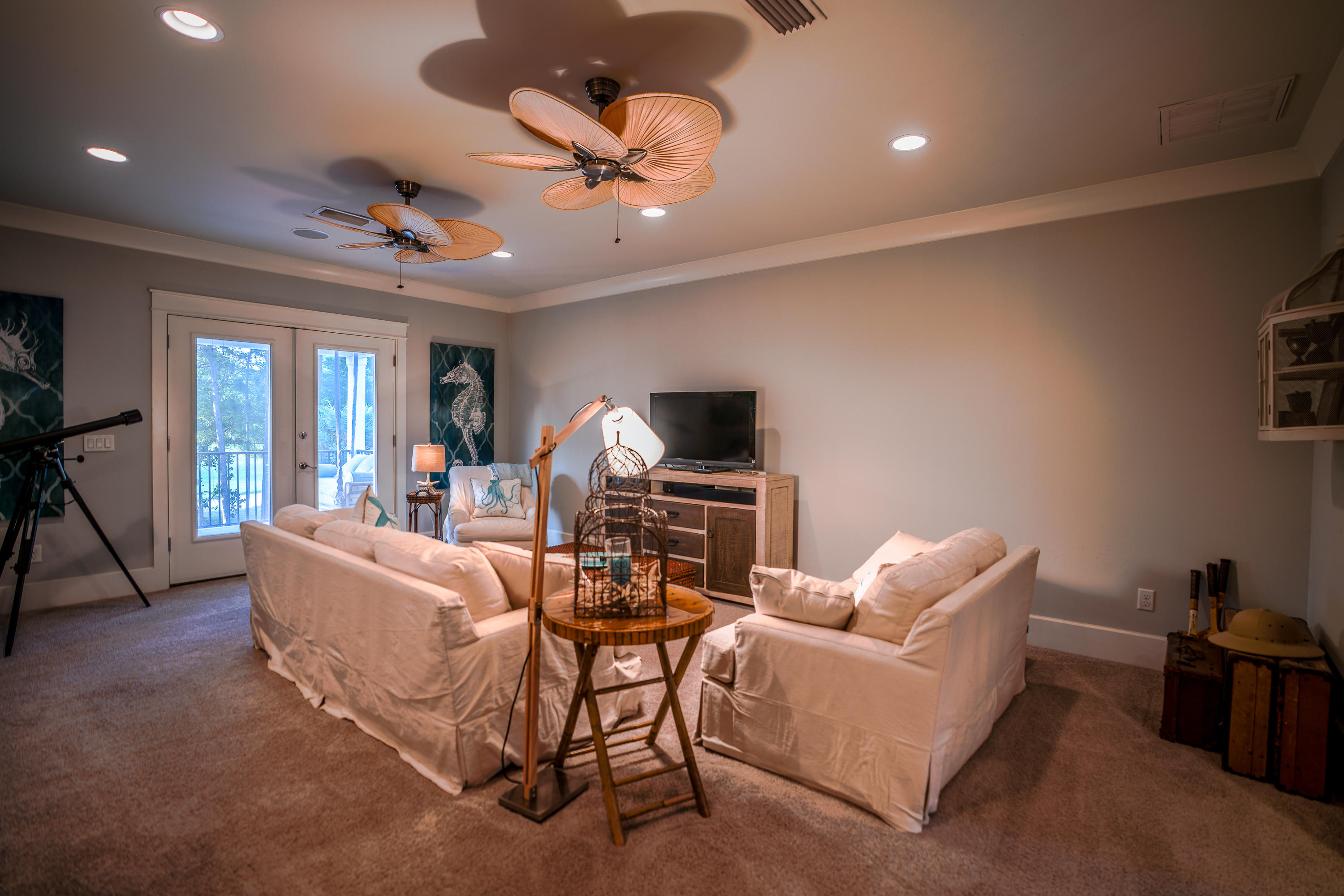 BAYTOWNE AVENUE - Residential