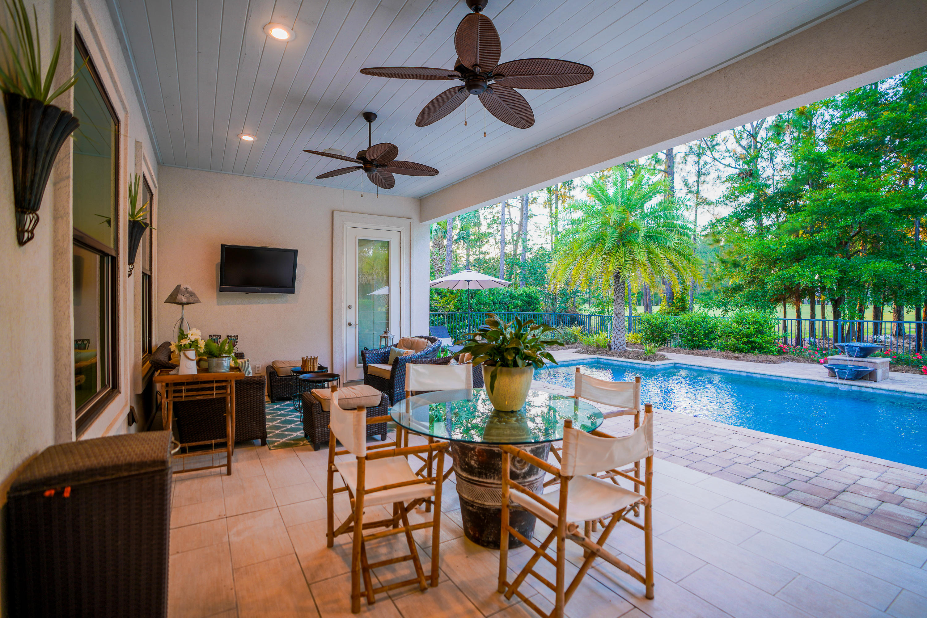 BAYTOWNE AVENUE - Residential