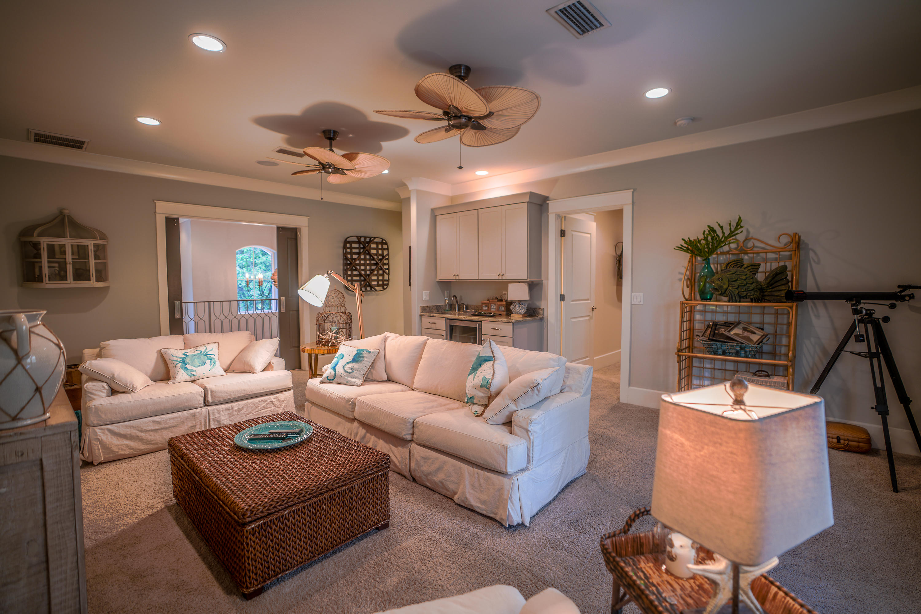 BAYTOWNE AVENUE - Residential