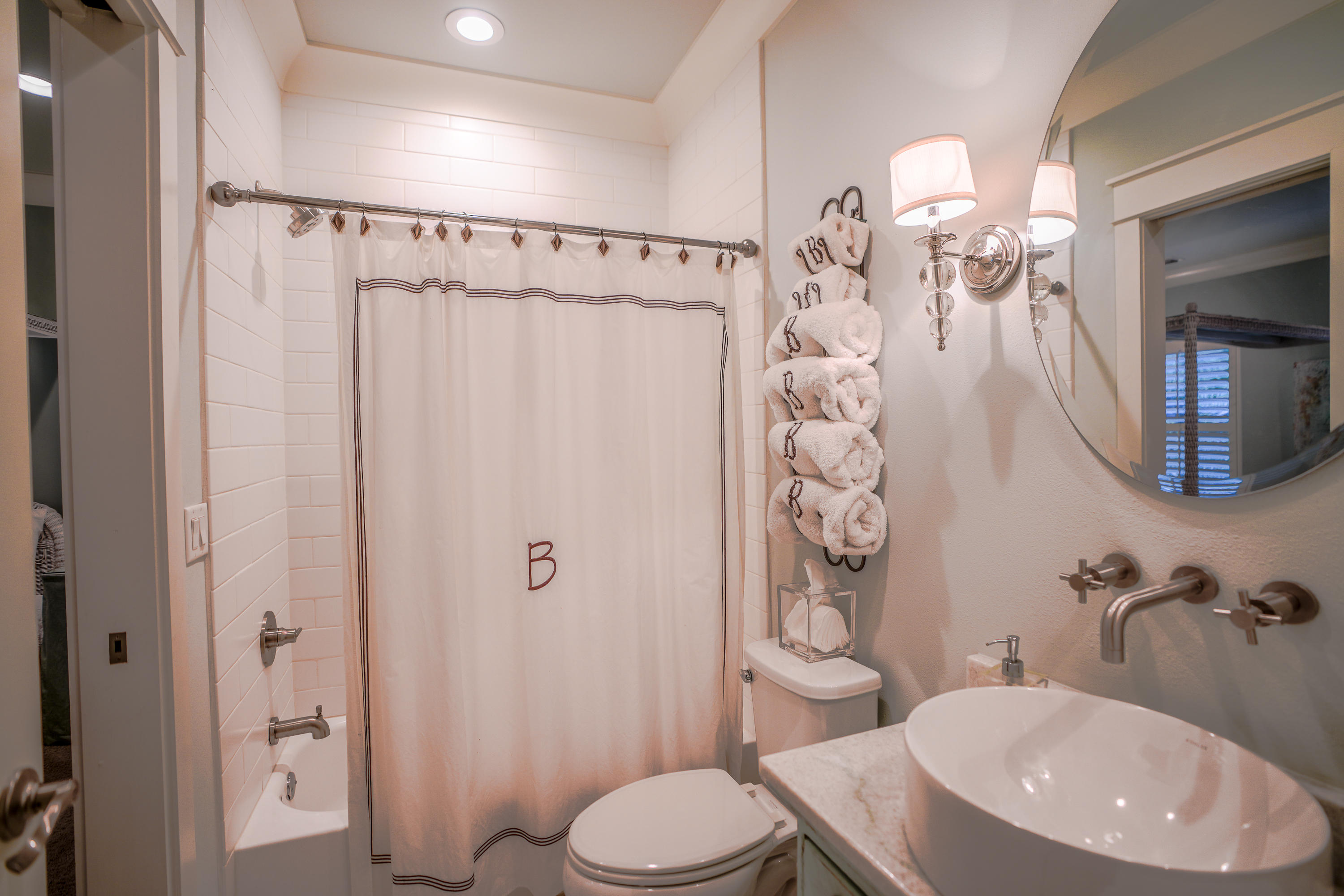 BAYTOWNE AVENUE - Residential
