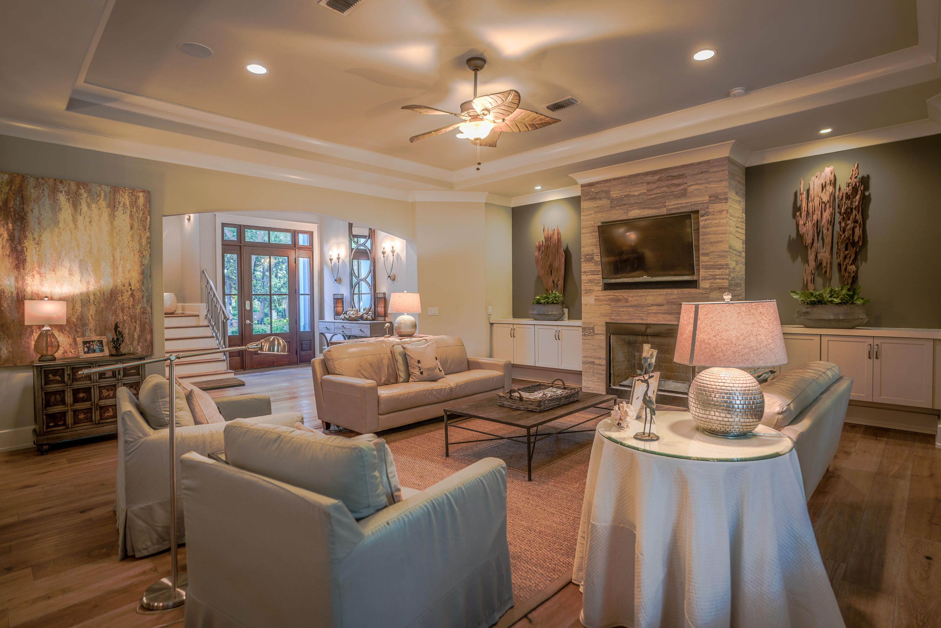 BAYTOWNE AVENUE - Residential