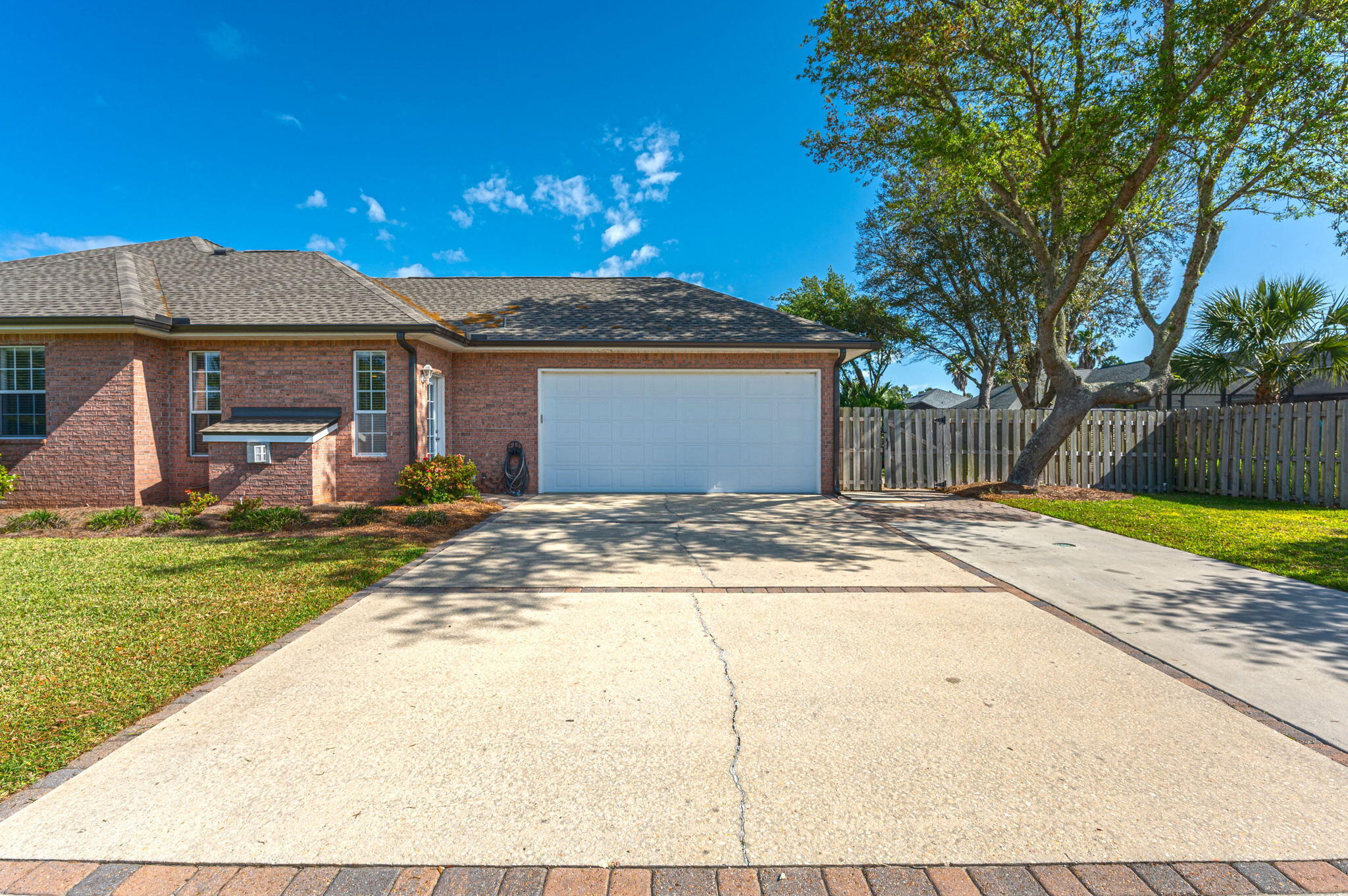 WOODLAWN HEIGHTS - Residential Lease