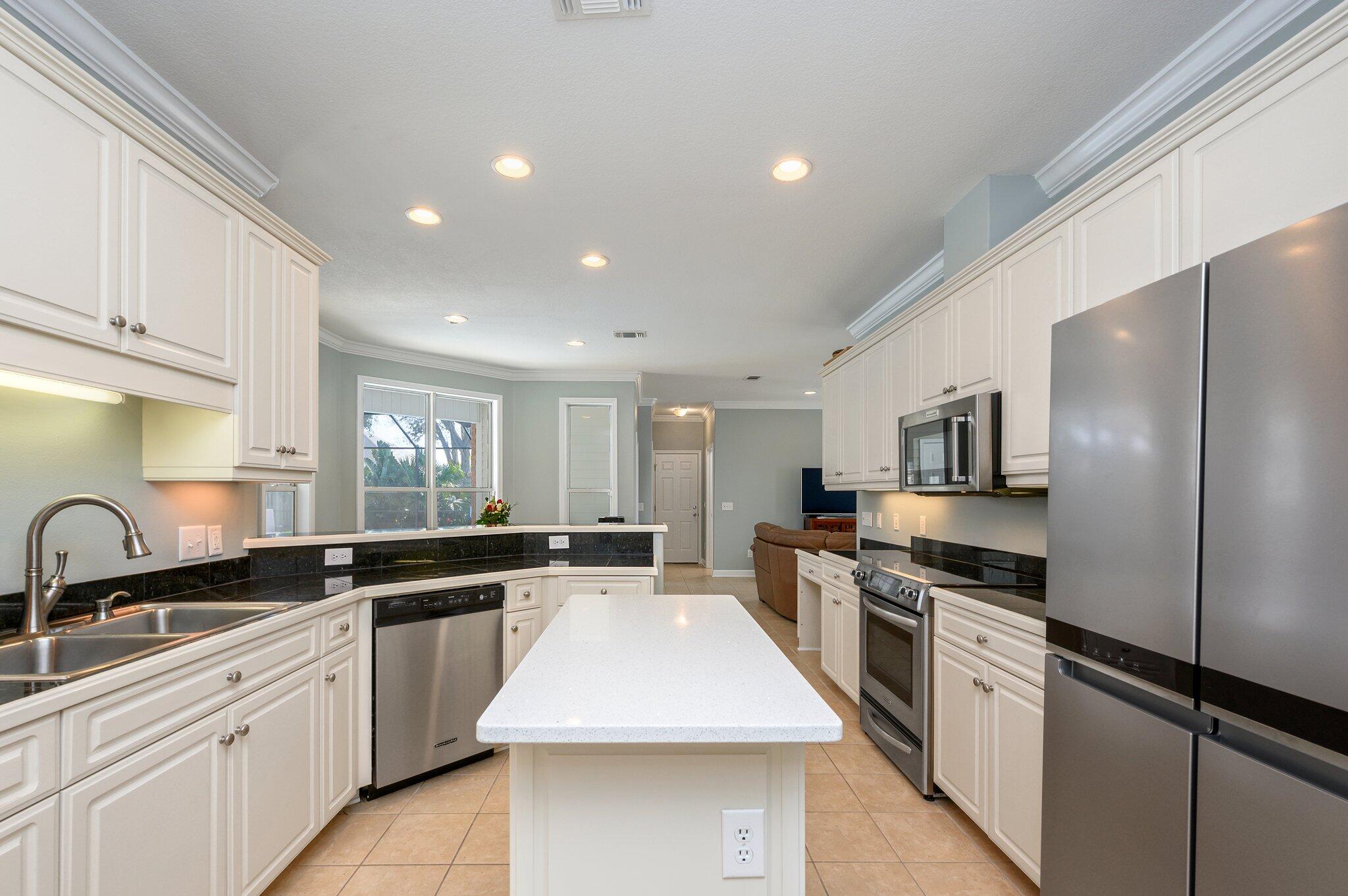 WOODLAWN HEIGHTS - Residential Lease