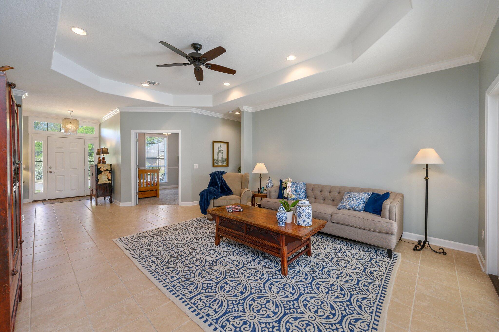 WOODLAWN HEIGHTS - Residential Lease