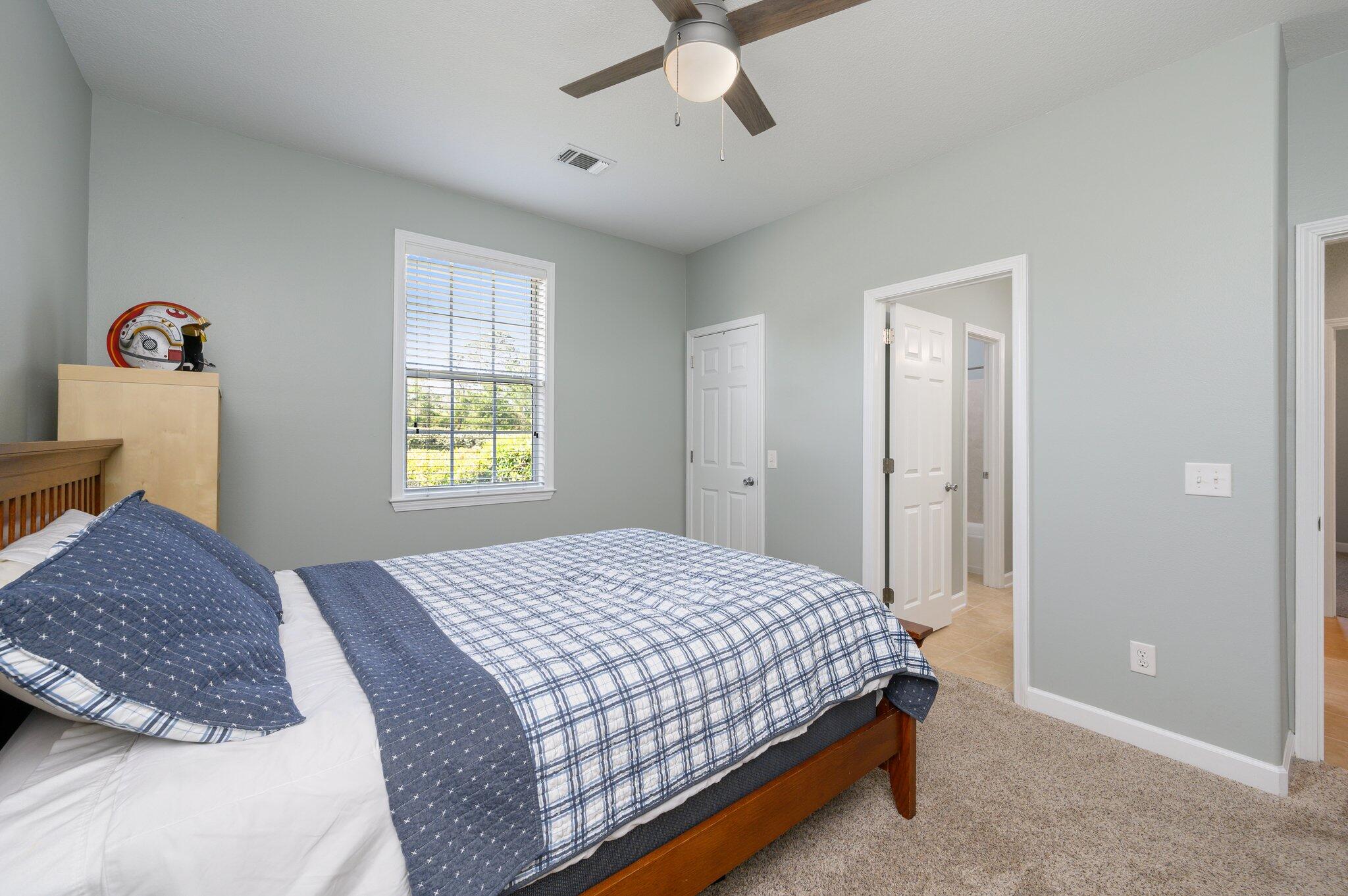 WOODLAWN HEIGHTS - Residential Lease