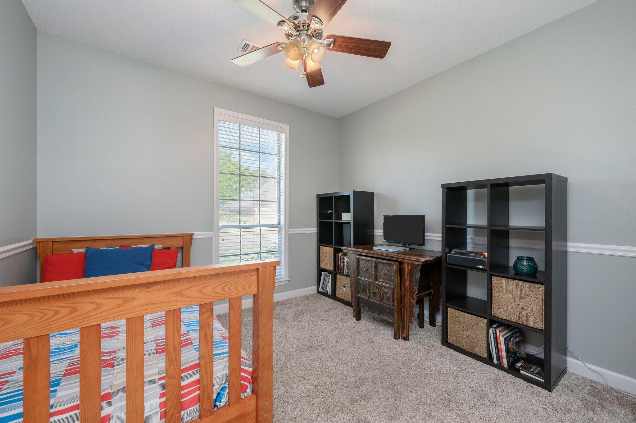 WOODLAWN HEIGHTS - Residential Lease