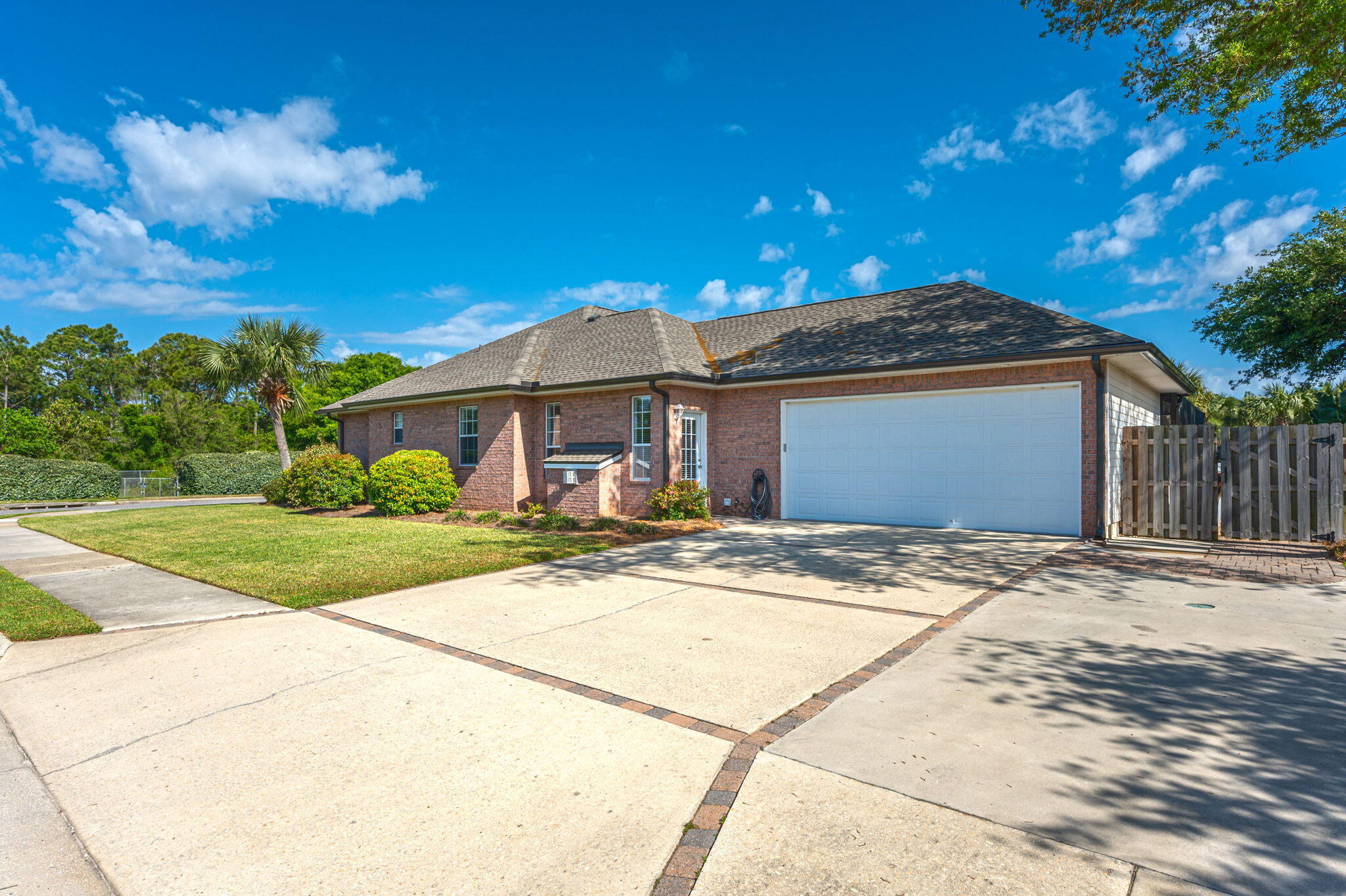 WOODLAWN HEIGHTS - Residential Lease