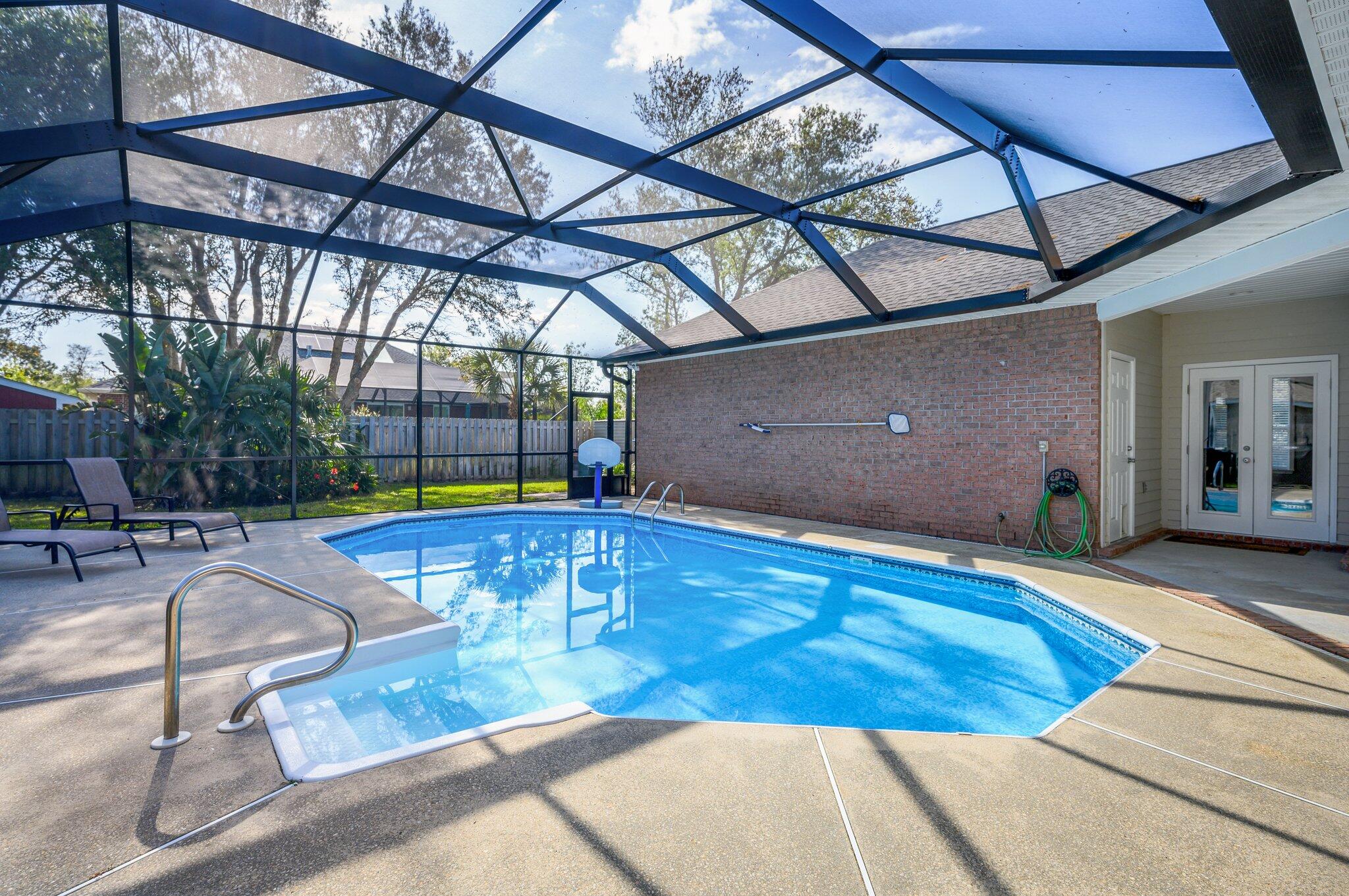 WOODLAWN HEIGHTS - Residential Lease