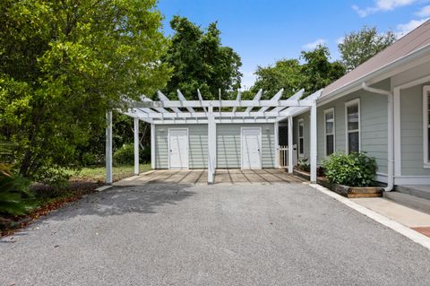 A home in Santa Rosa Beach