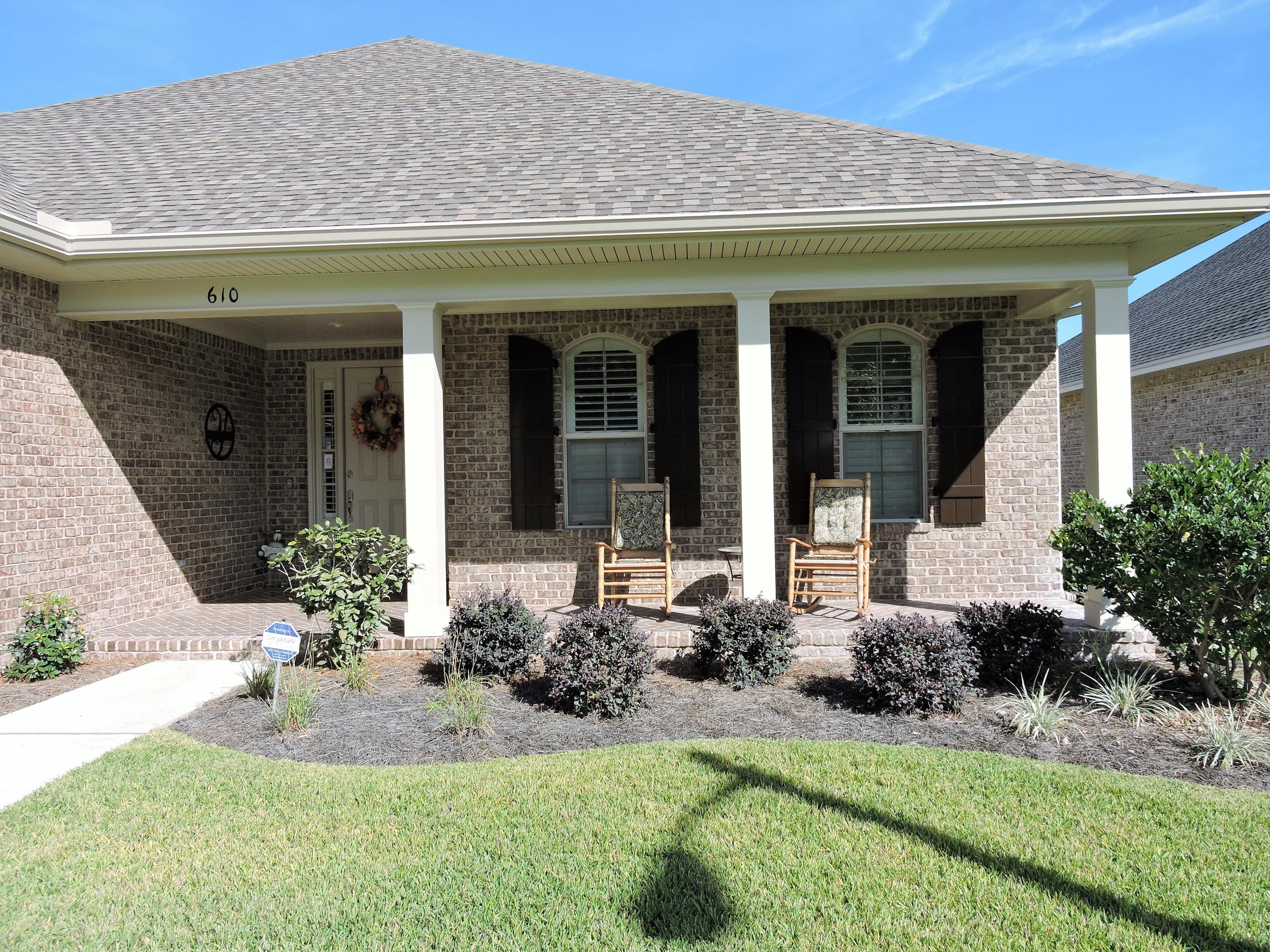 MAGNOLIA WOODS - Residential