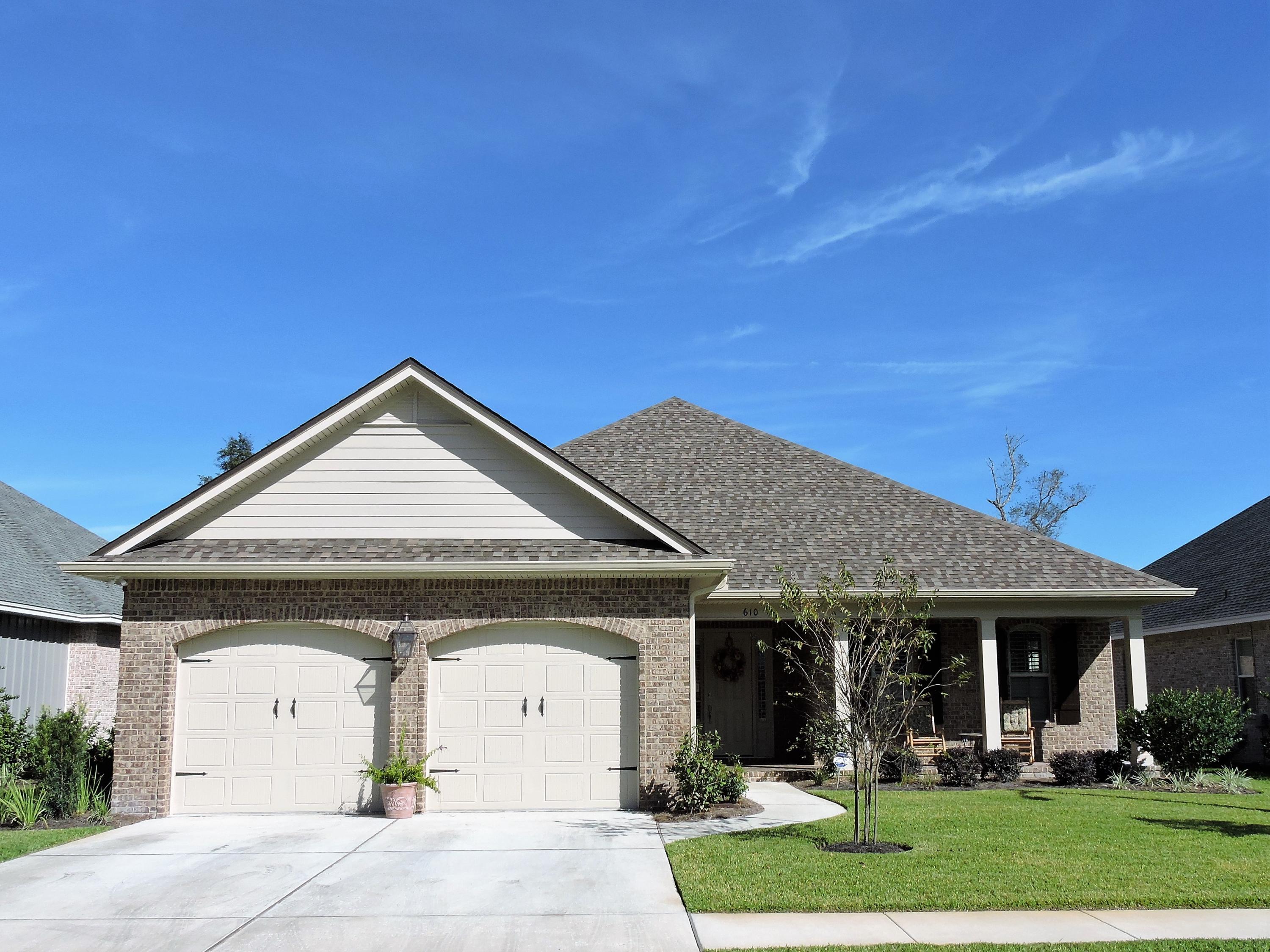 MAGNOLIA WOODS - Residential