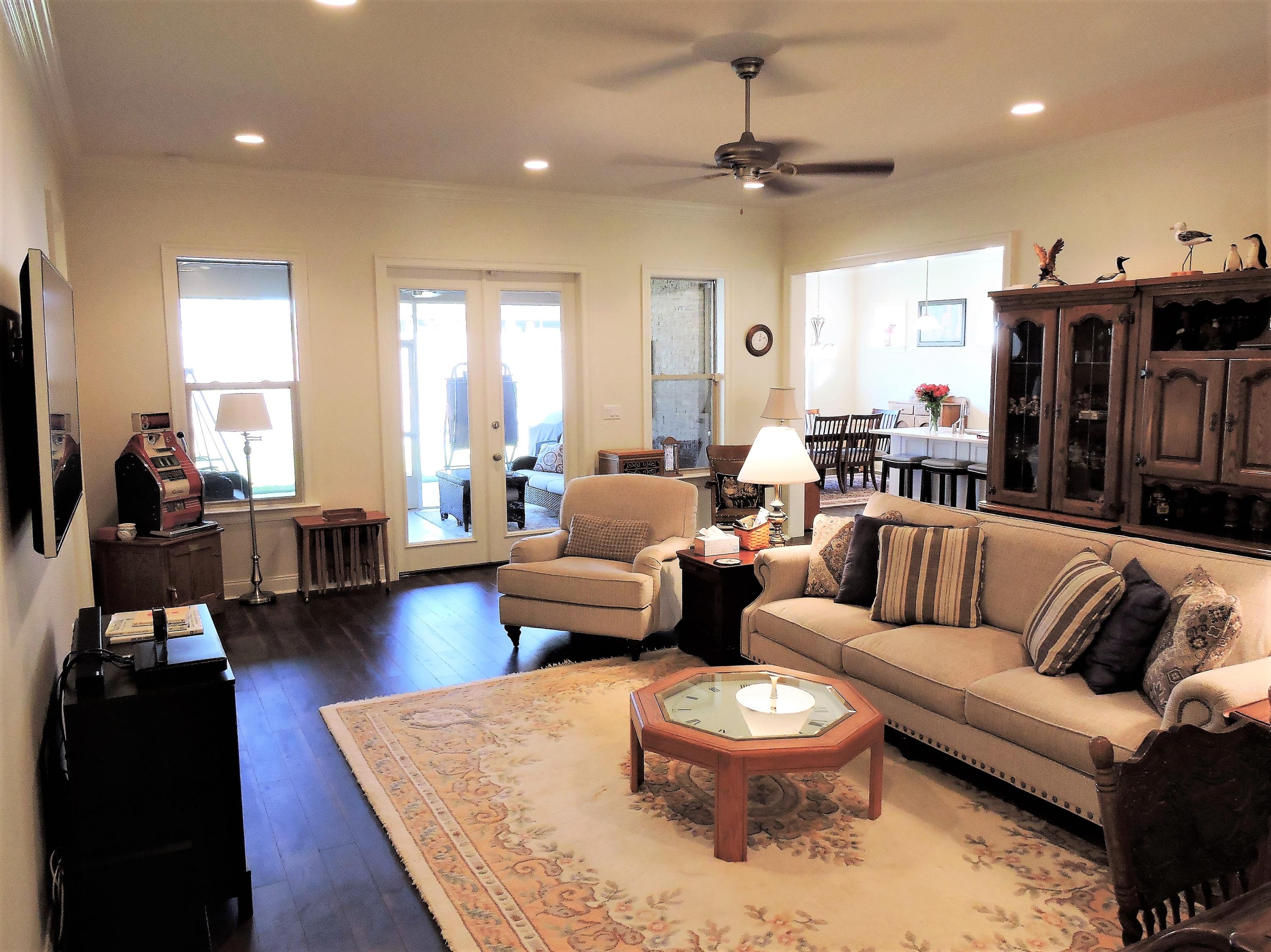 MAGNOLIA WOODS - Residential