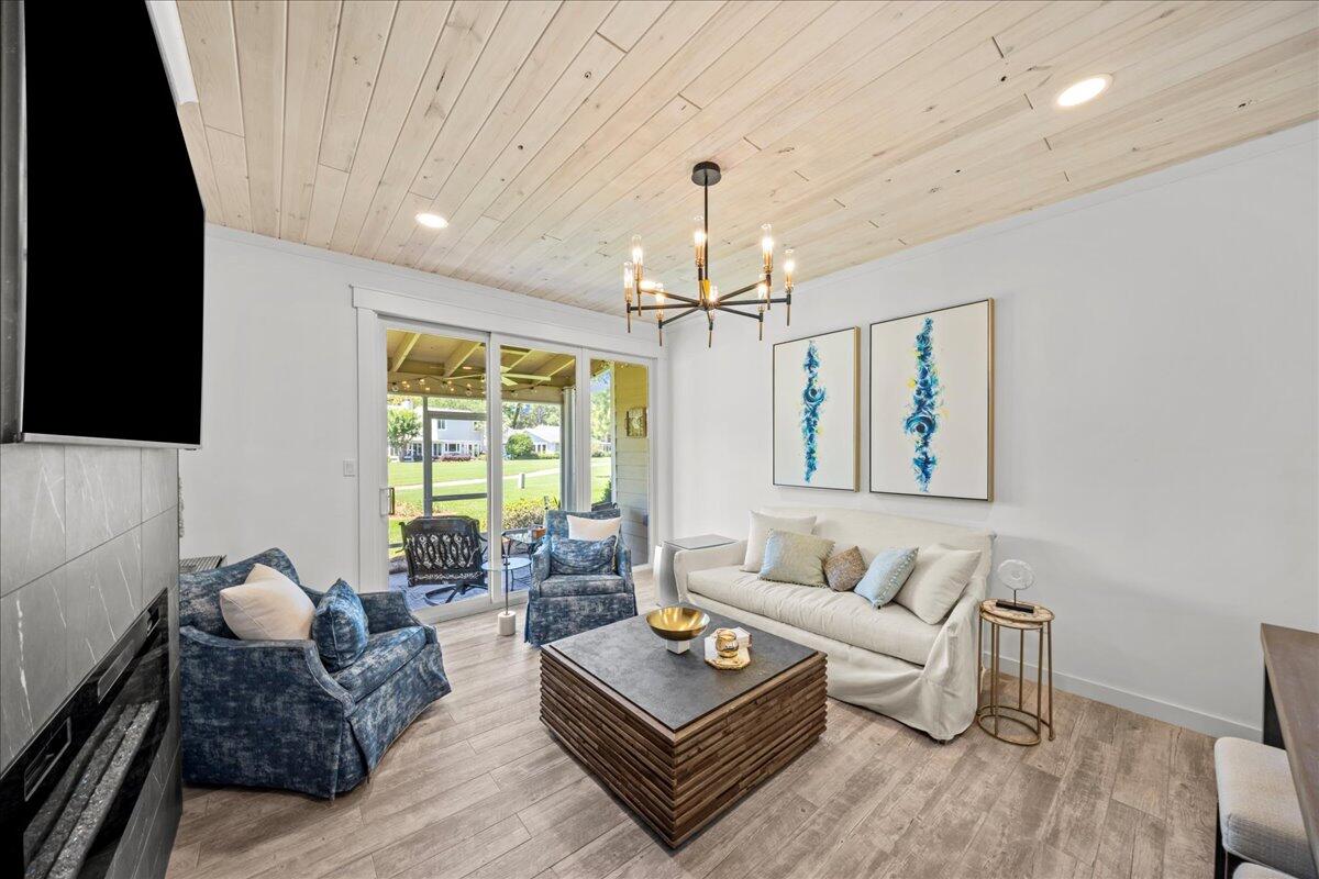 BAYOU VILLAGE CONDO PH 1 - Residential Lease