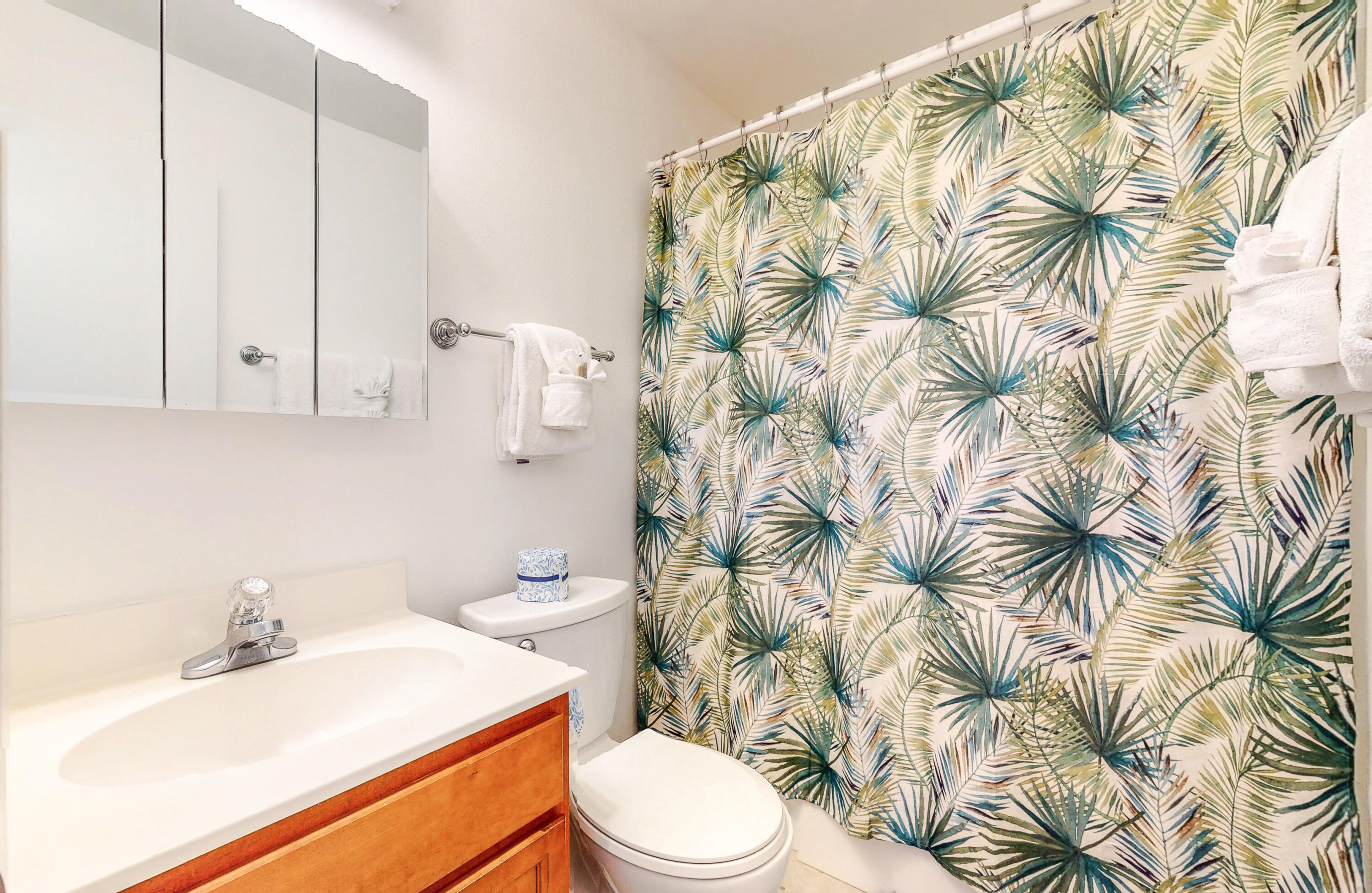 ISLAND SANDS CONDO - Residential