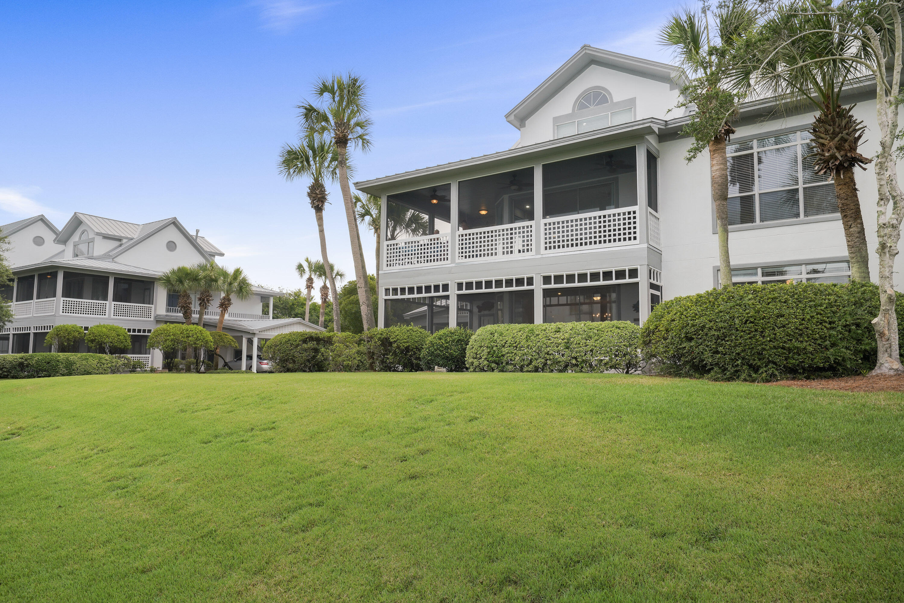 HIDDEN DUNES BEACH VILLAS - Residential