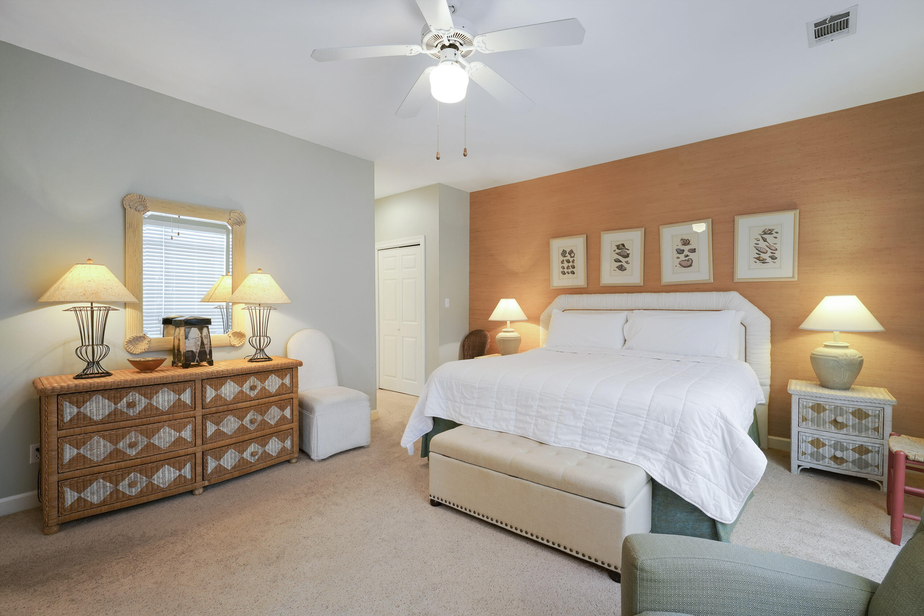 HIDDEN DUNES BEACH VILLAS - Residential