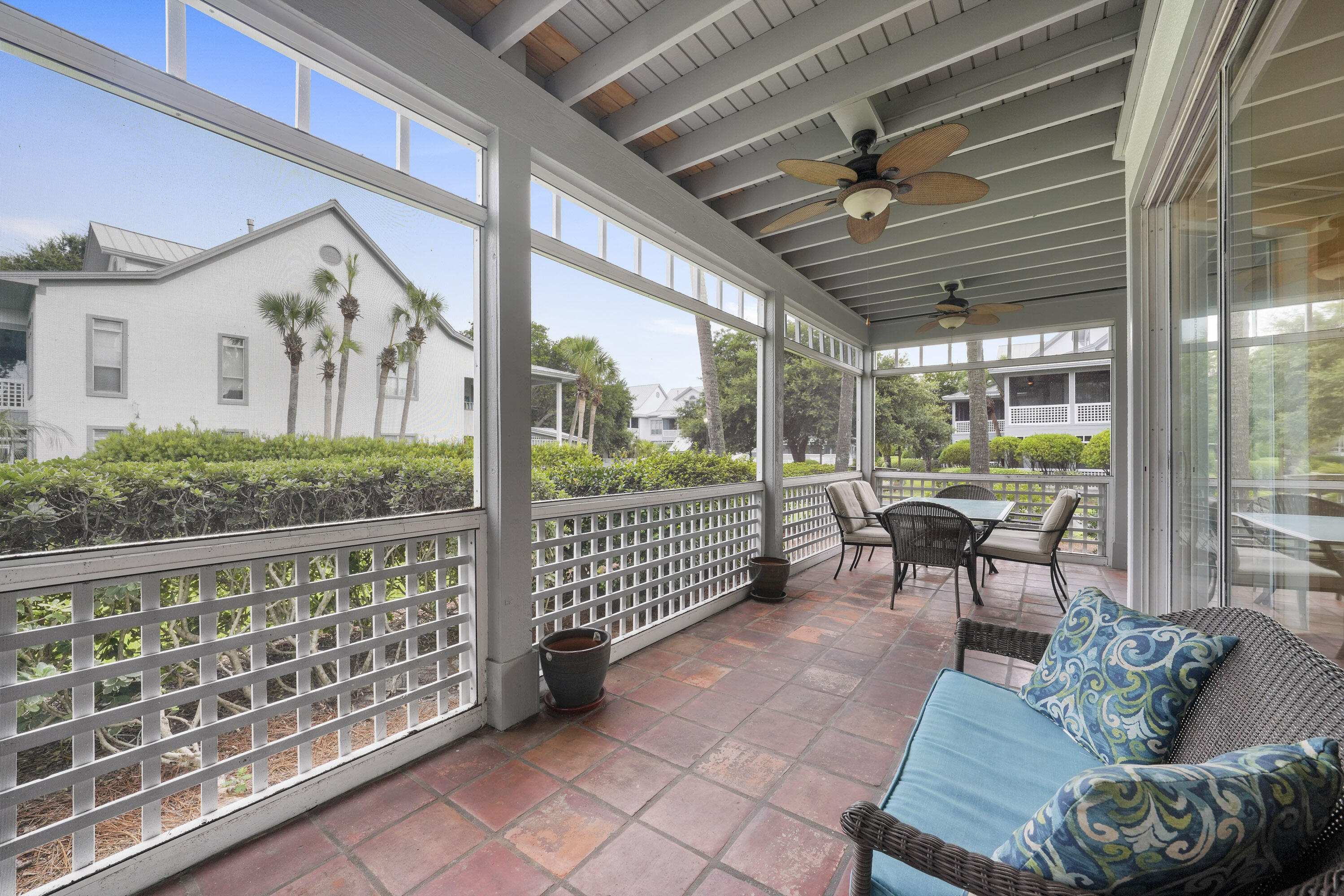 HIDDEN DUNES BEACH VILLAS - Residential