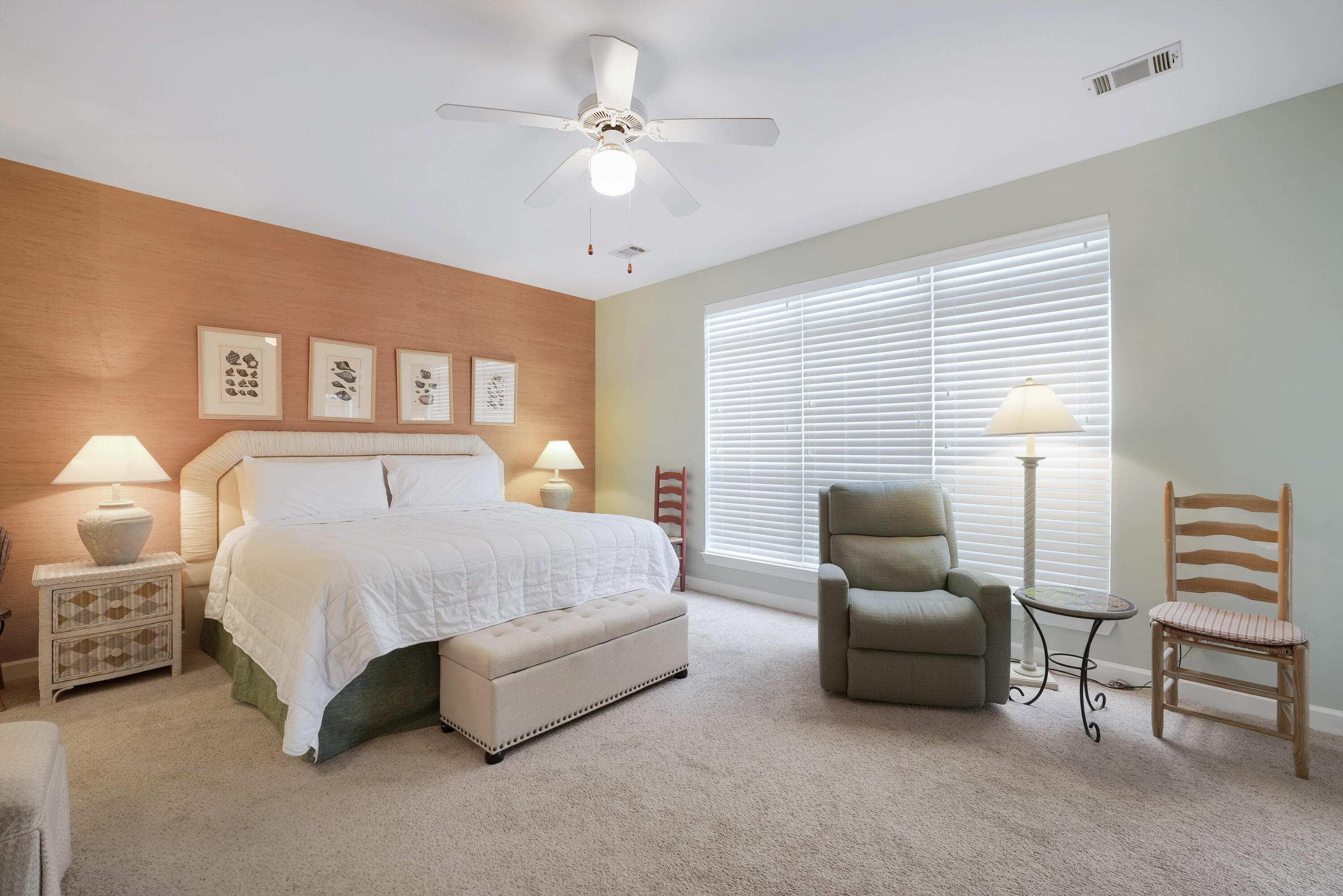 HIDDEN DUNES BEACH VILLAS - Residential