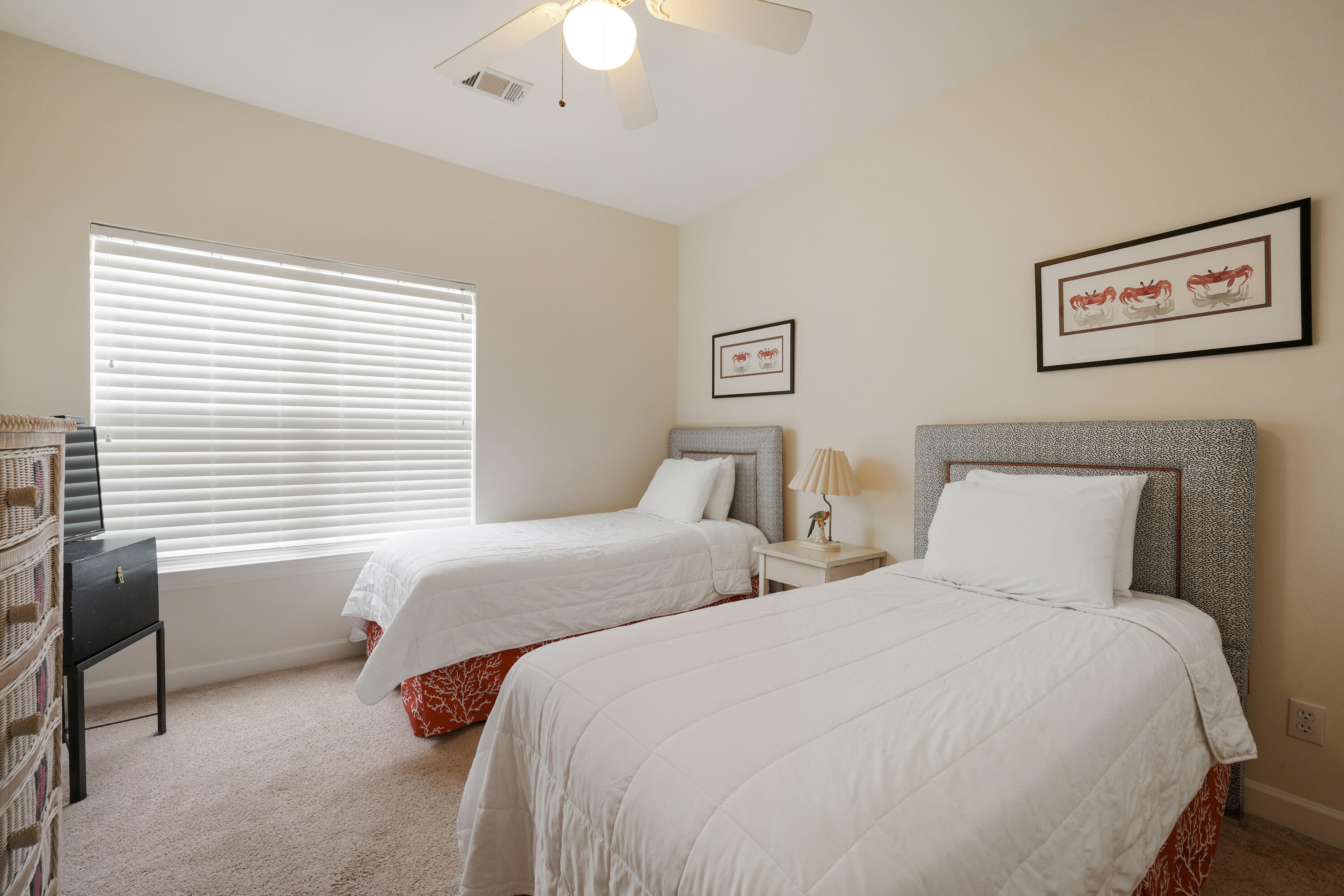 HIDDEN DUNES BEACH VILLAS - Residential